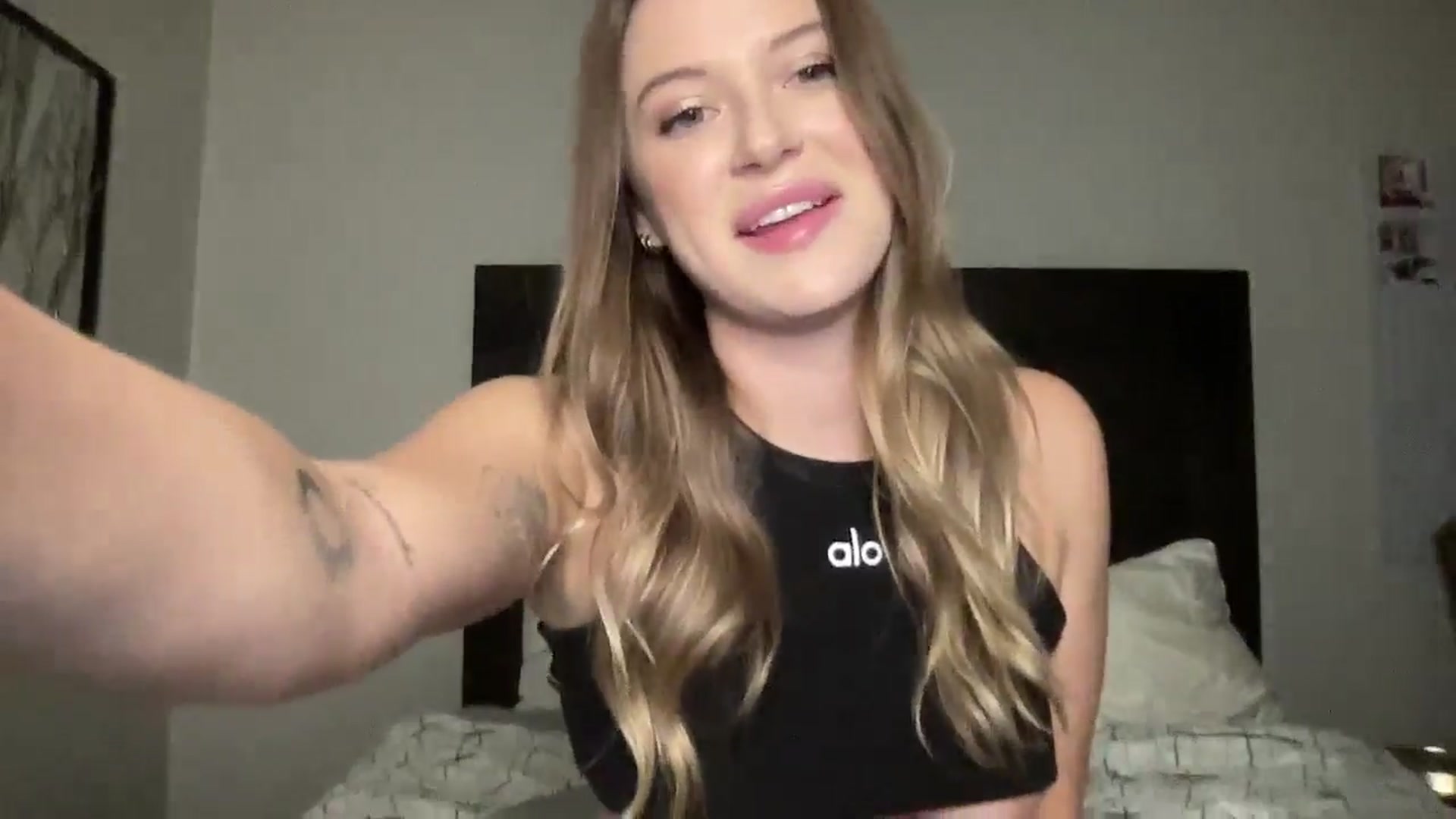 Gallery image thumbnail from rileydepp's myfreecams stream on, 11/20/2025, 23:50 image 8 of 20