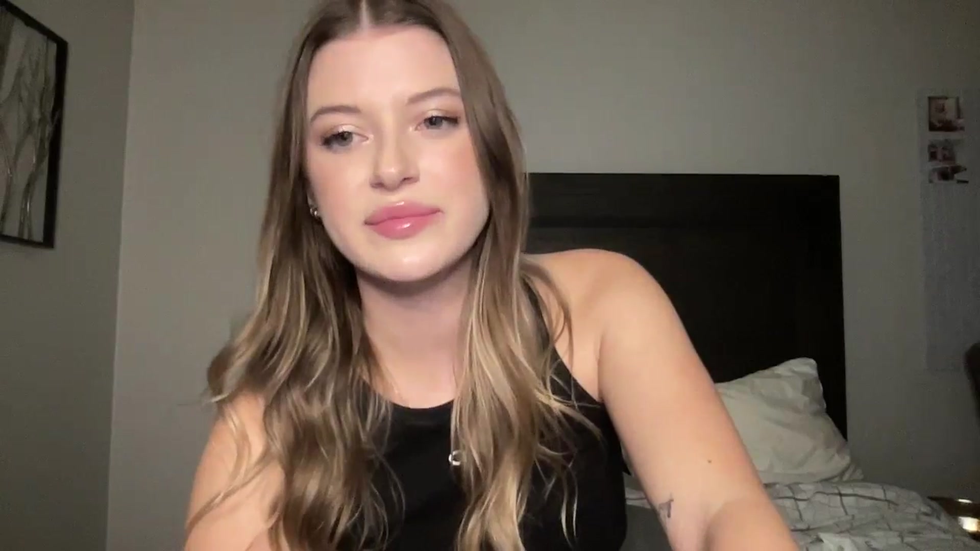 Gallery image thumbnail from rileydepp's myfreecams stream on, 11/21/2025, 24:42 image 11 of 20