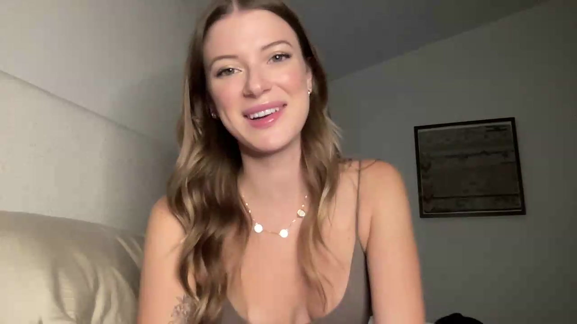 Gallery image thumbnail from rileydepp's myfreecams stream on, 06/02/2026, 23:30 image 14 of 20