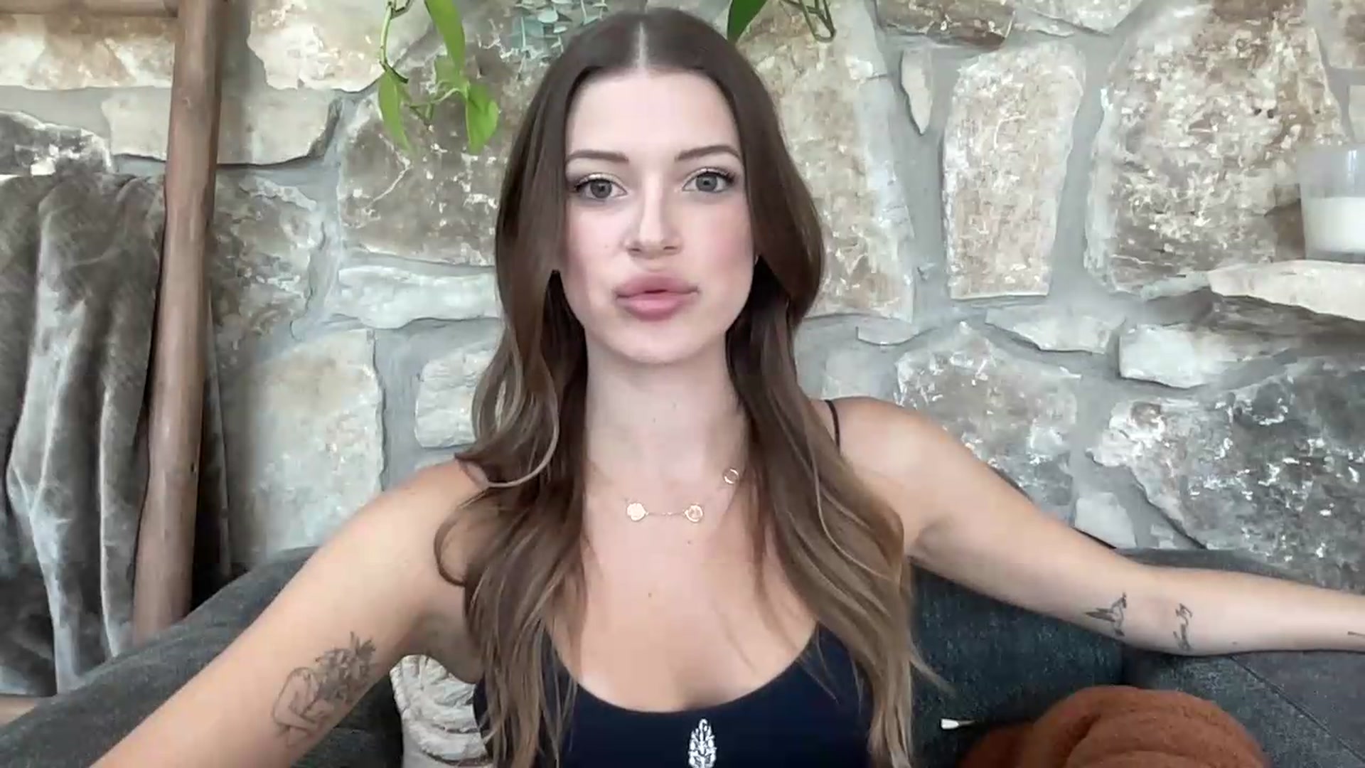 Gallery image thumbnail from rileydepp's myfreecams stream on, 06/24/2026, 21:49 image 6 of 20