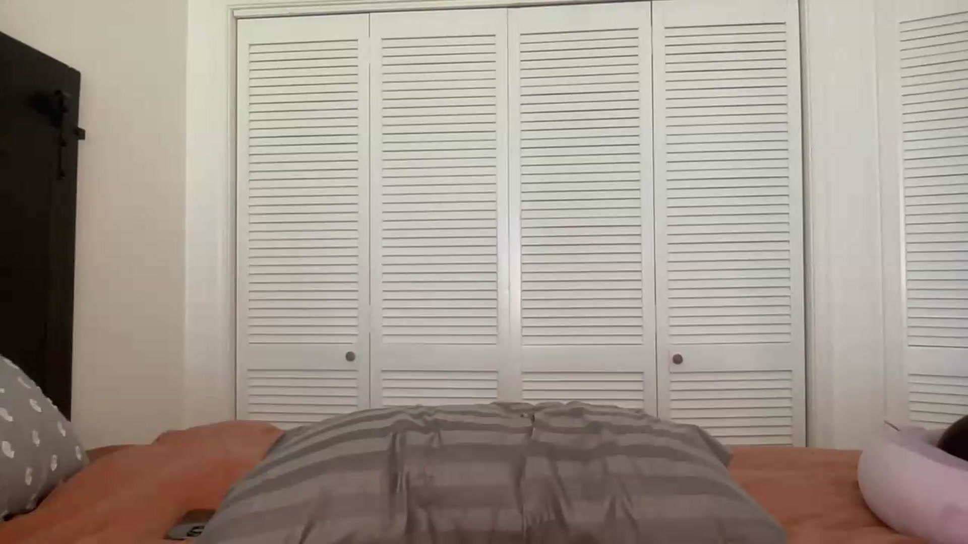 Gallery image thumbnail from rileydepp's myfreecams stream on, 07/16/2026, 19:52 image 16 of 20