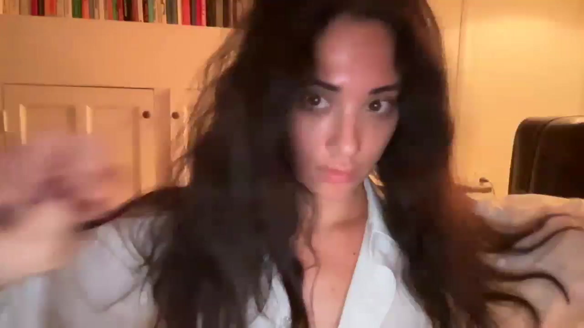 Gallery image thumbnail from risingsiren's myfreecams stream on, 10/09/2023, 01:18 image 17 of 20