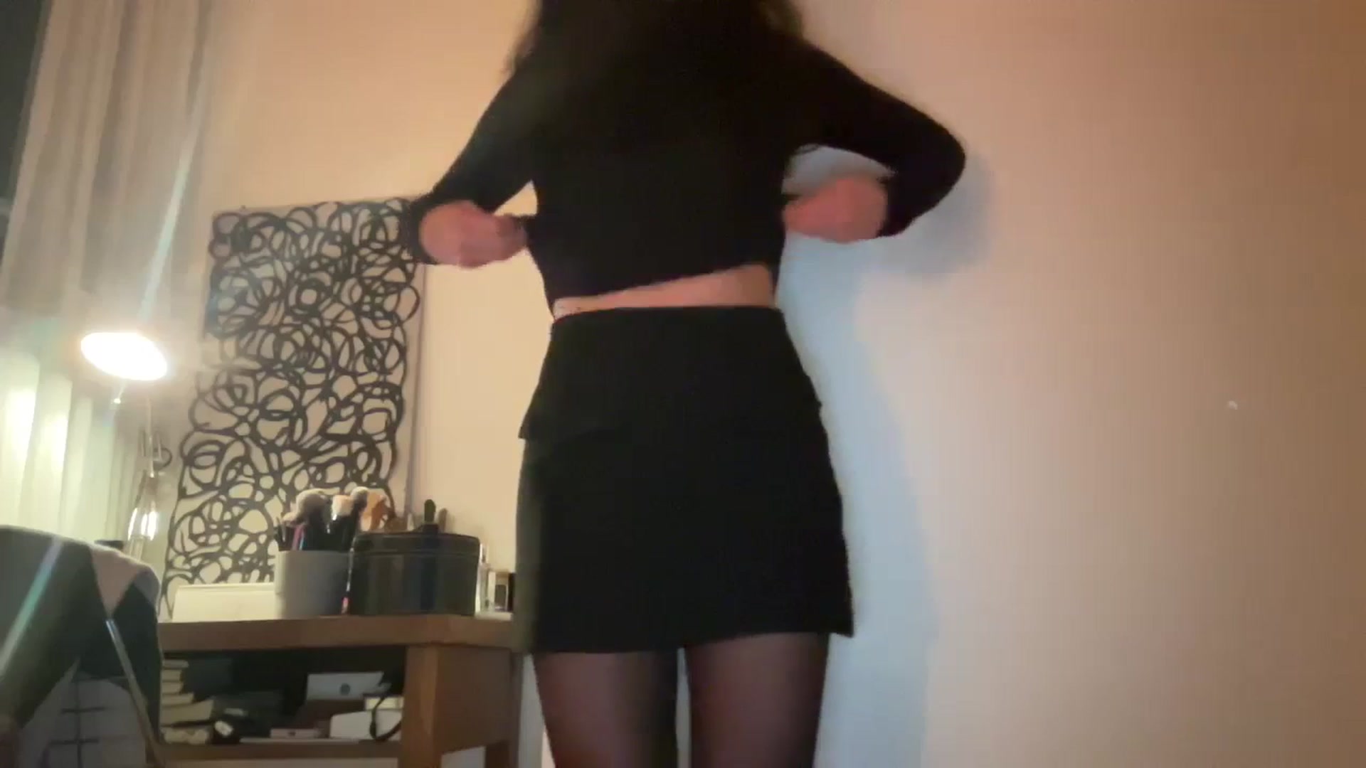 Gallery image thumbnail from risingsiren's myfreecams stream on, 11/12/2023, 01:35 image 12 of 20