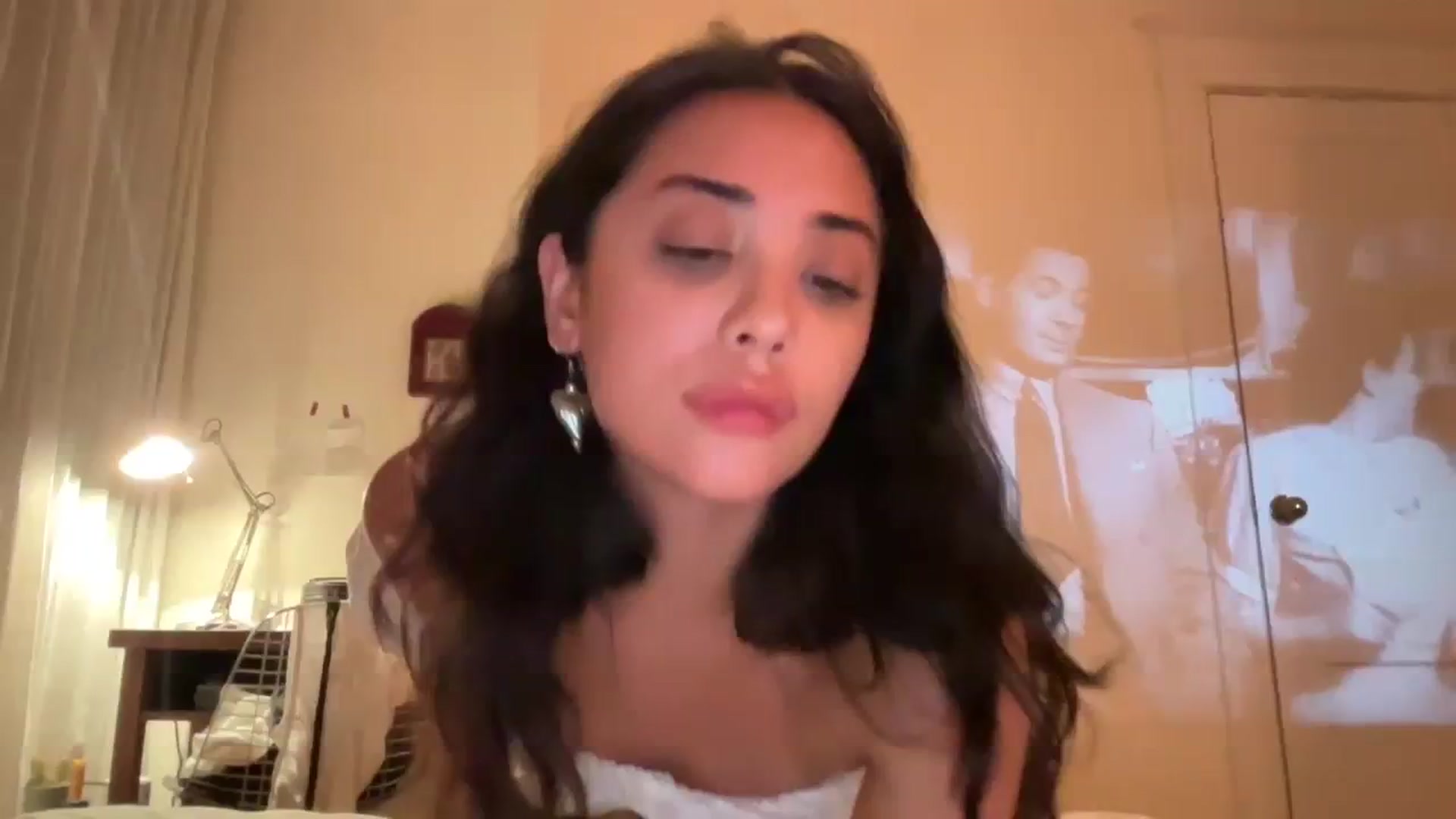 Gallery image thumbnail from risingsiren's myfreecams stream on, 02/18/2024, 05:58 image 11 of 20
