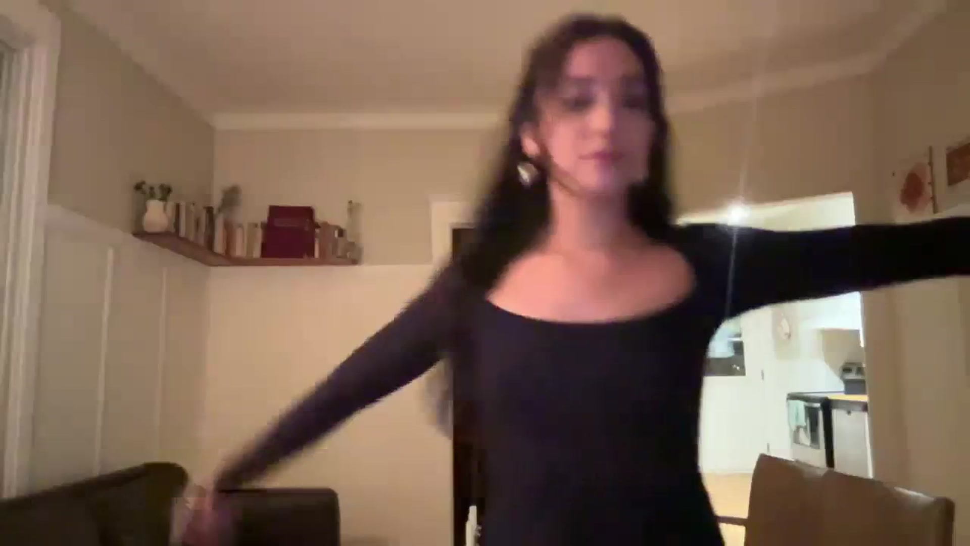 Gallery image thumbnail from risingsiren's myfreecams stream on, 03/23/2024, 02:56 image 12 of 20