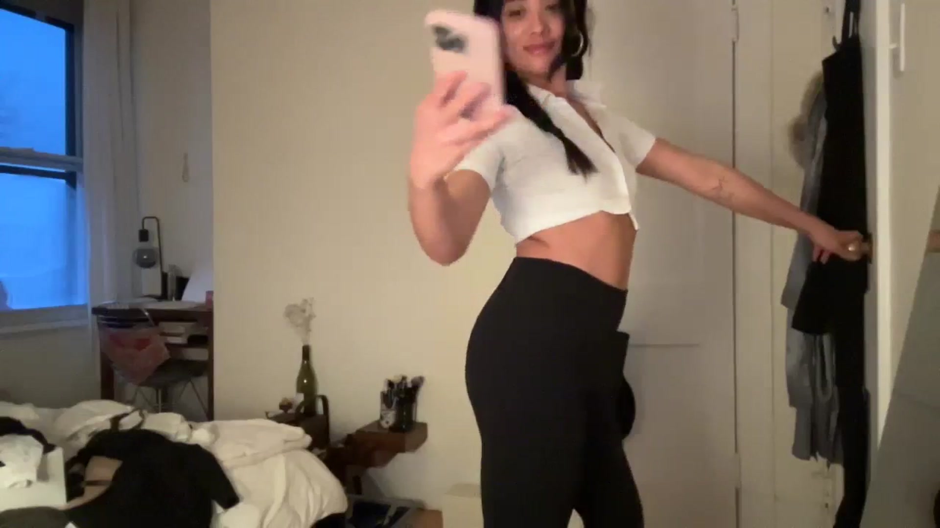 Gallery image thumbnail from risingsiren's myfreecams stream on, 03/24/2024, 24:19 image 7 of 20