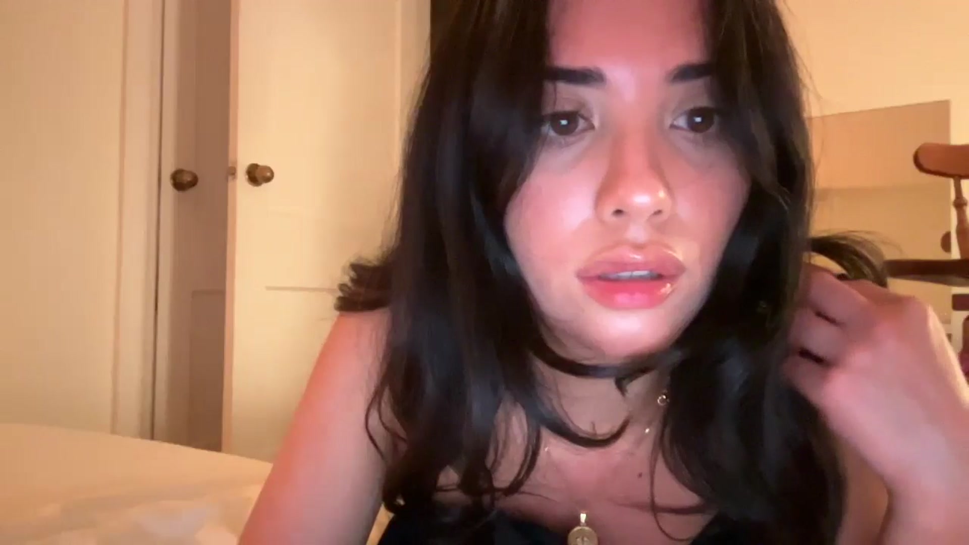 Gallery image thumbnail from risingsiren's myfreecams stream on, 05/04/2024, 02:10 image 8 of 20