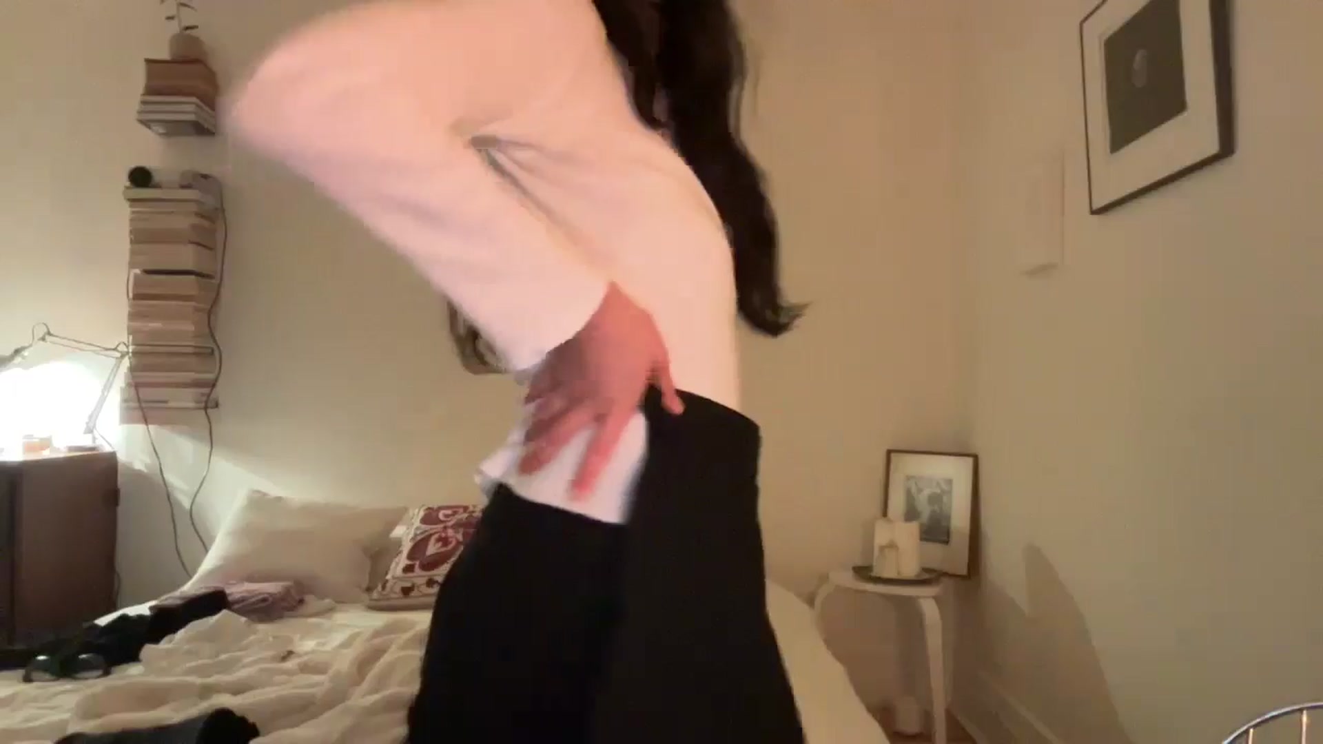 Gallery image thumbnail from risingsiren's myfreecams stream on, 05/07/2024, 03:08 image 2 of 20
