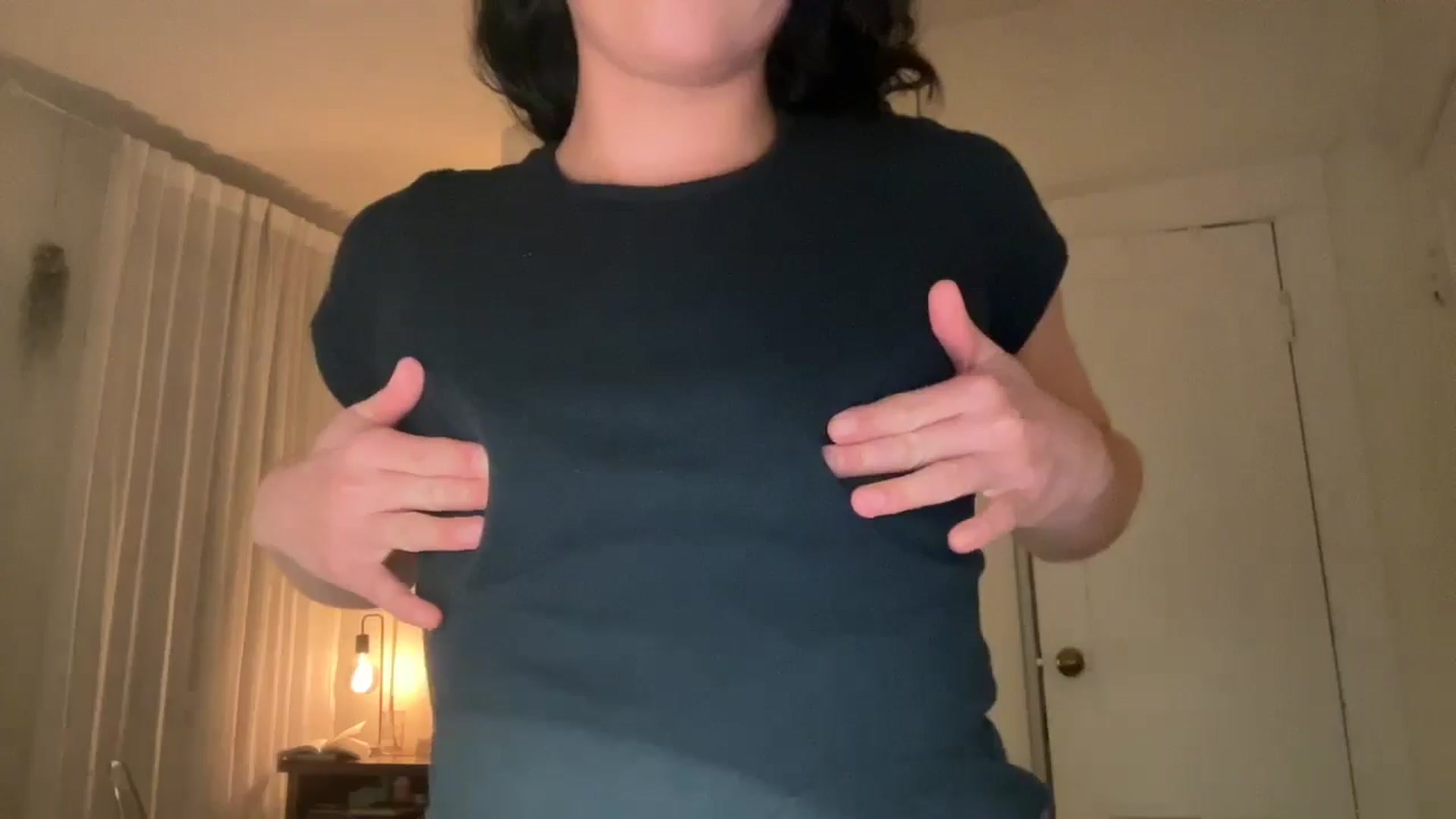 Gallery image thumbnail from risingsiren's myfreecams stream on, 05/11/2024, 02:01 image 8 of 20