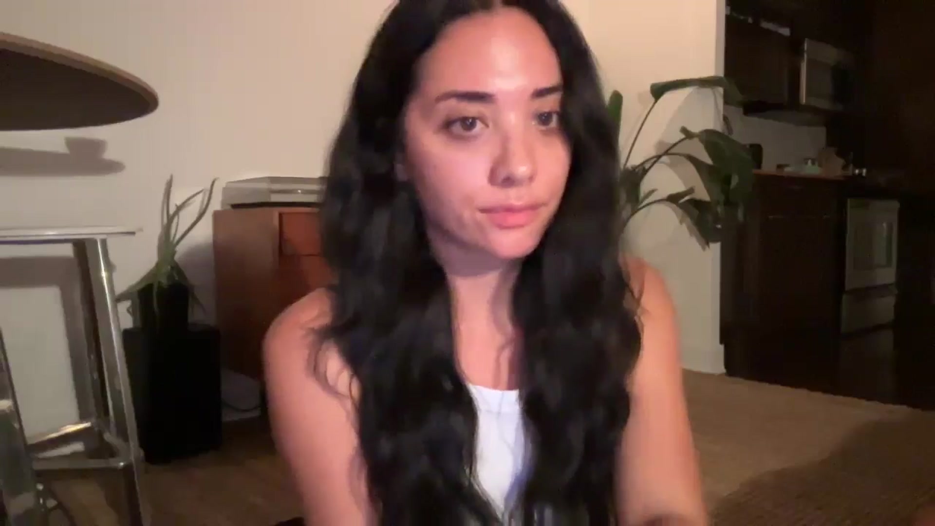 Gallery image thumbnail from risingsiren's myfreecams stream on, 09/28/2024, 24:34 image 12 of 20