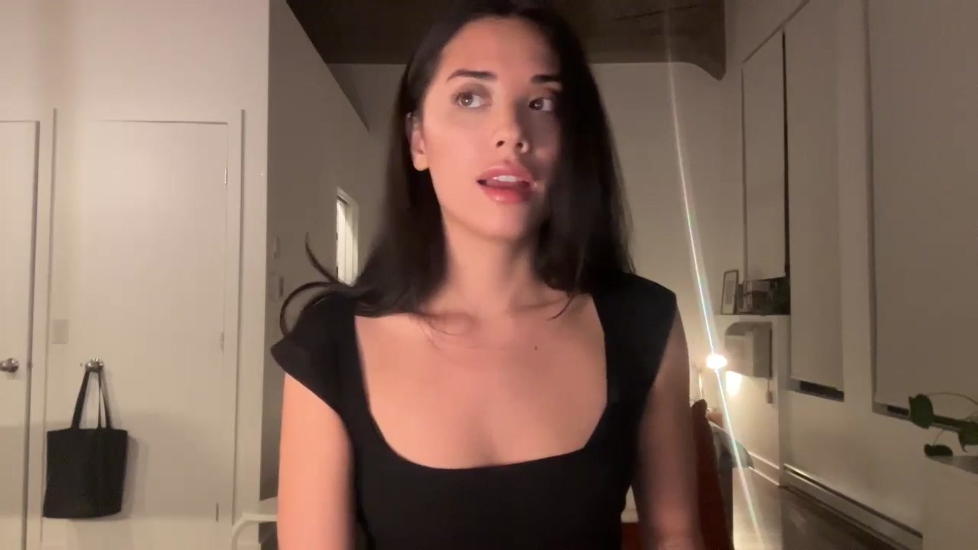 Gallery image thumbnail from risingsiren's myfreecams stream on, 01/05/2025, 03:06 image 15 of 20