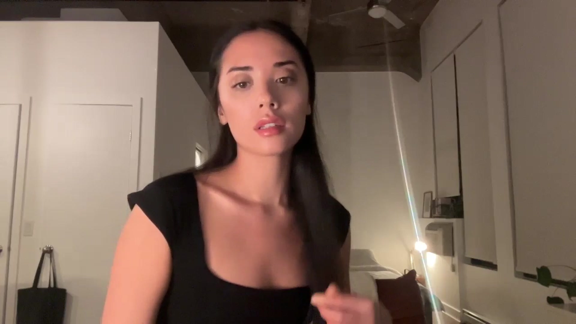 Gallery image thumbnail from risingsiren's myfreecams stream on, 01/05/2025, 03:06 image 2 of 20