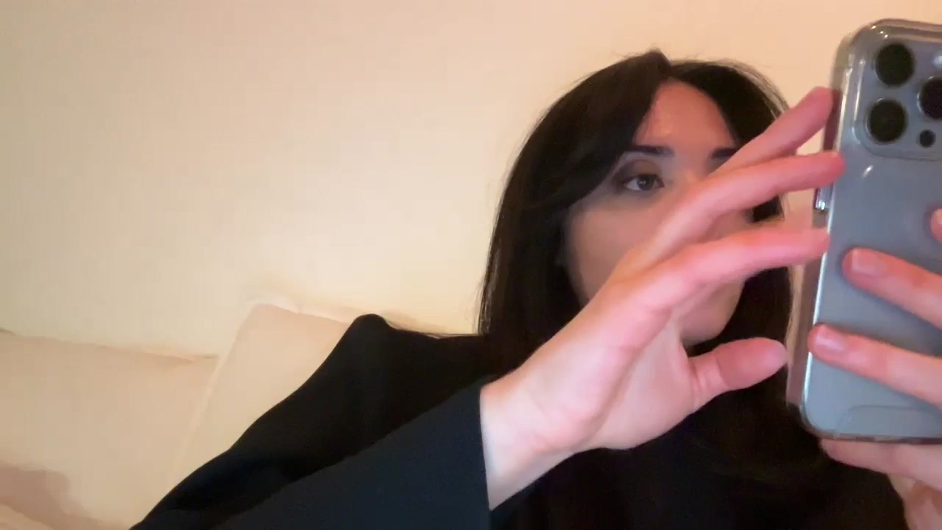 Gallery image thumbnail from risingsiren's myfreecams stream on, 02/15/2025, 04:43 image 19 of 20