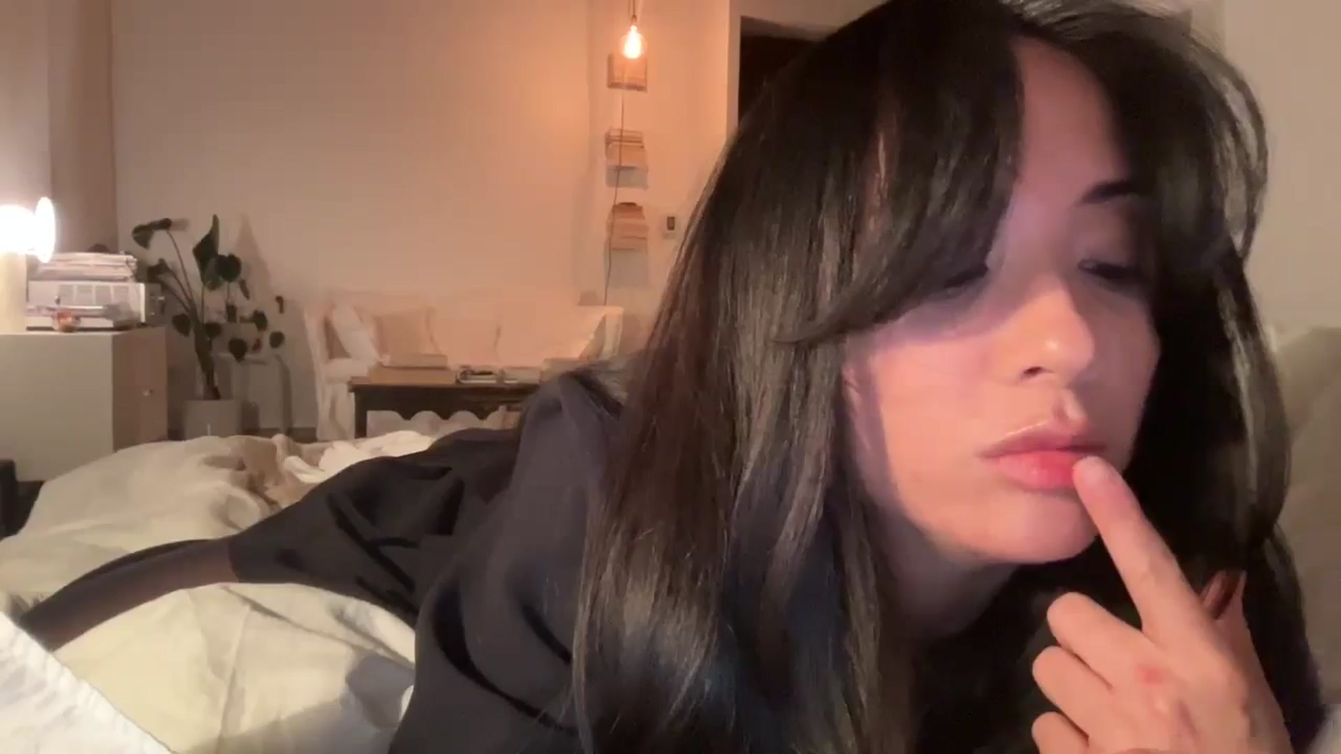Gallery image thumbnail from risingsiren's myfreecams stream on, 02/15/2025, 04:43 image 9 of 20