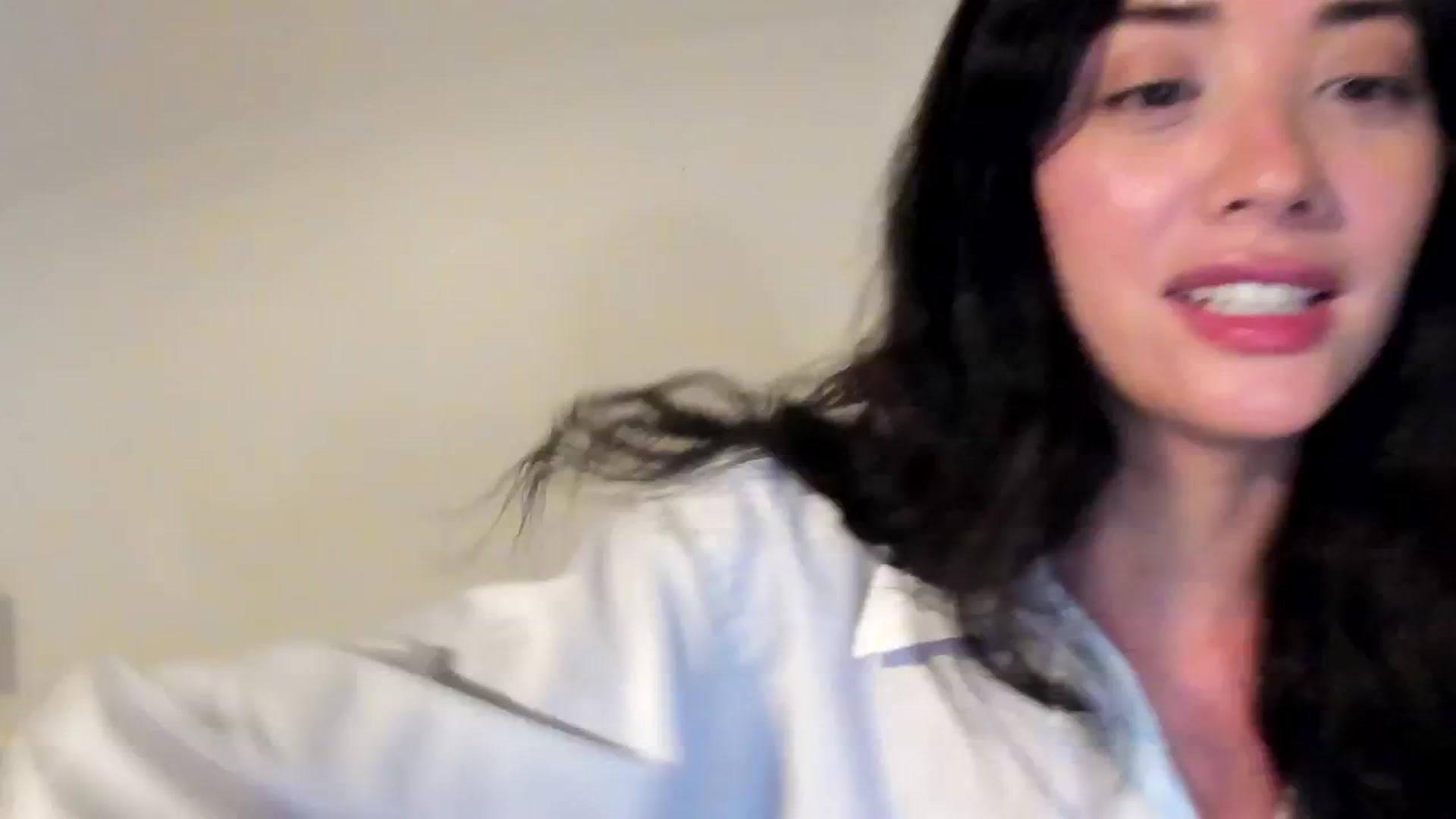 Gallery image thumbnail from risingsiren's myfreecams stream on, 06/28/2025, 01:19 image 5 of 20