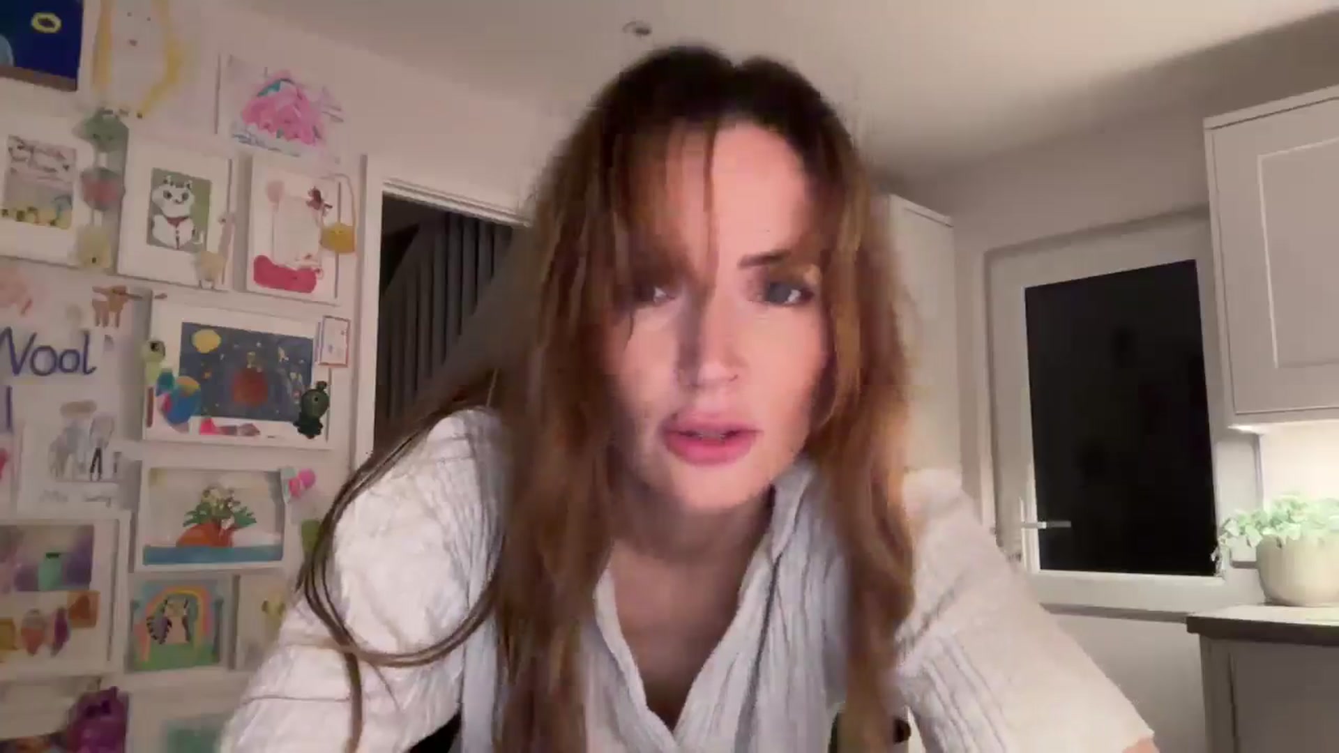 Gallery image thumbnail from robinhoodBTR's myfreecams stream on, 05/31/2025, 23:35 image 9 of 20