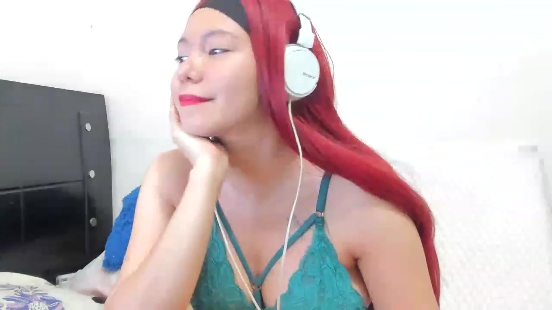 Gallery image thumbnail from rockerlover69's myfreecams stream on, 06/26/2023, 24:00 image 14 of 20