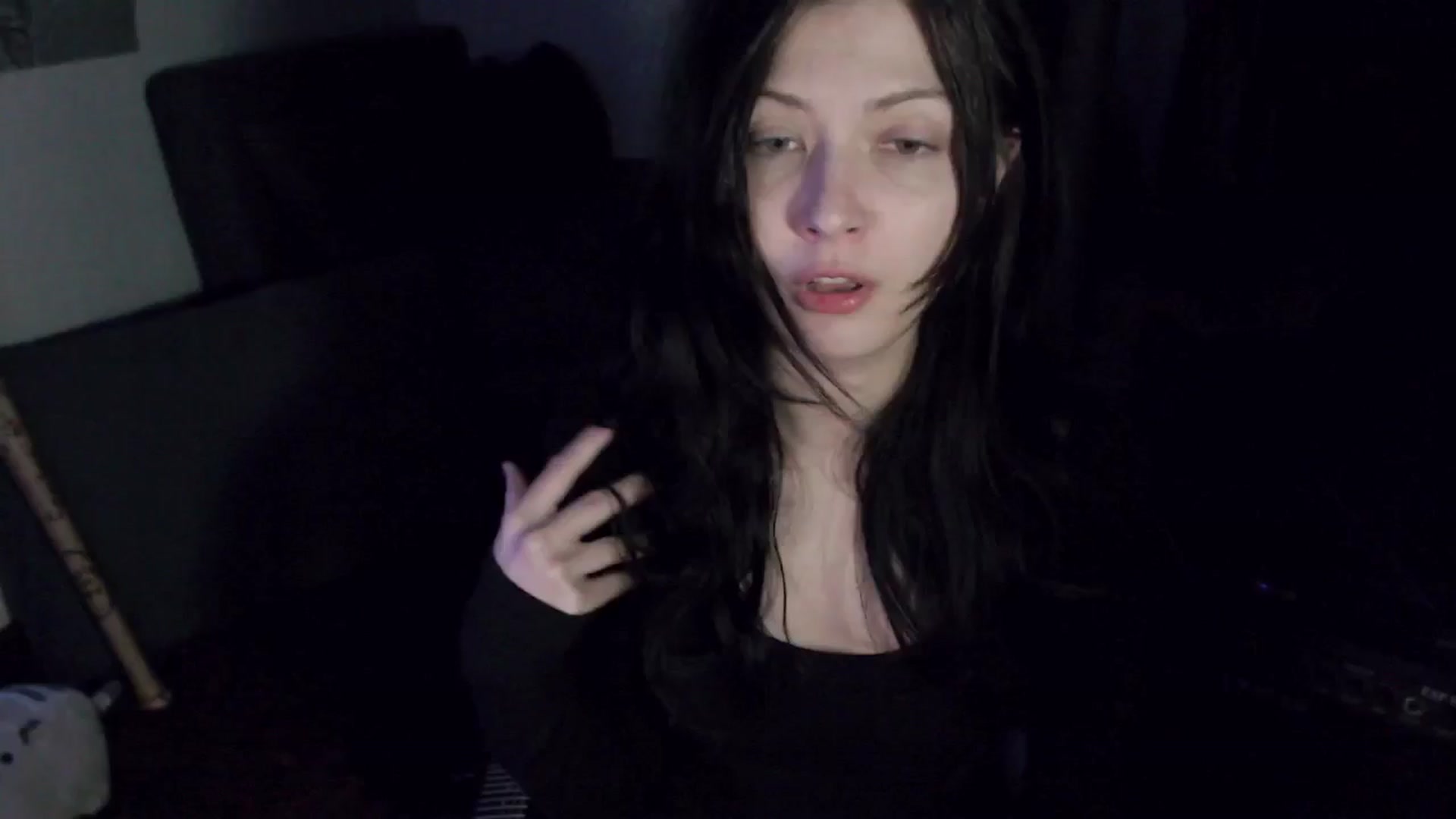 Gallery image thumbnail from room0's myfreecams stream on, 08/08/2024, 01:47 image 8 of 20