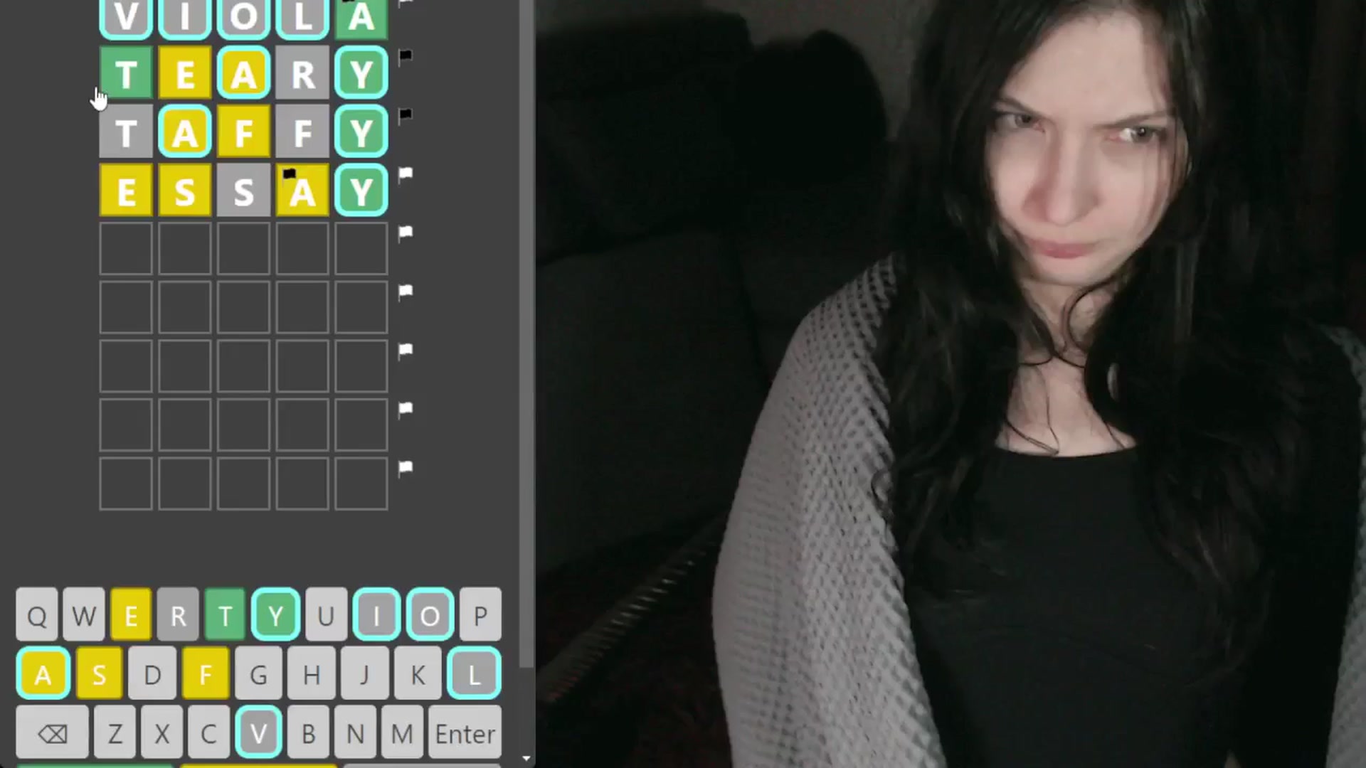 Gallery image thumbnail from room0's myfreecams stream on, 08/08/2024, 03:40 image 17 of 20