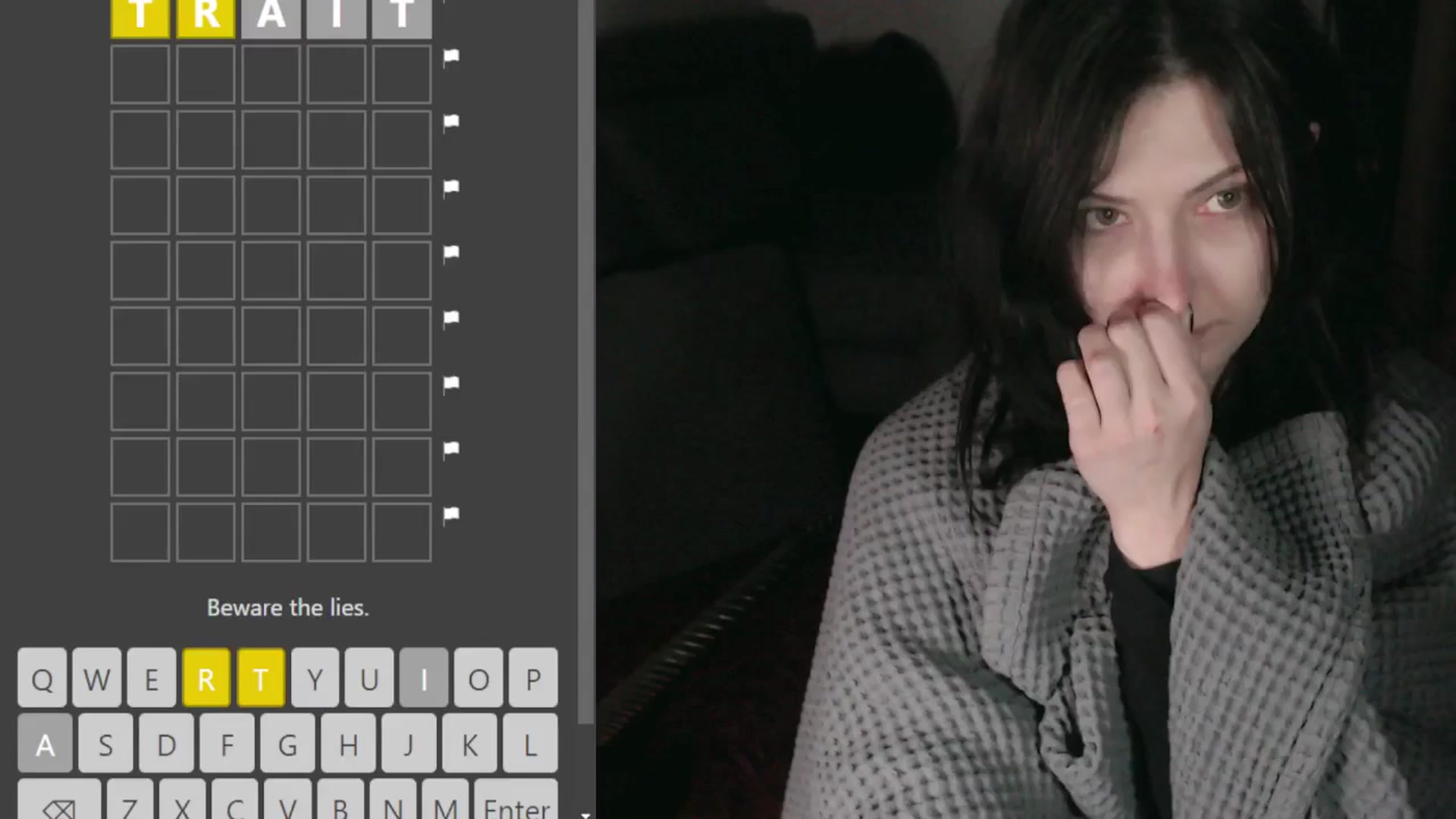 Gallery image thumbnail from room0's myfreecams stream on, 08/08/2024, 03:40 image 14 of 20