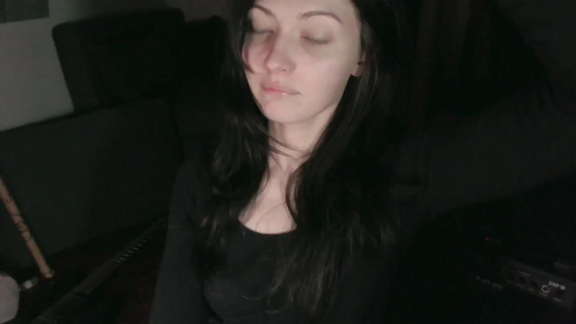 Gallery image thumbnail from room0's myfreecams stream on, 08/08/2024, 06:11 image 12 of 20