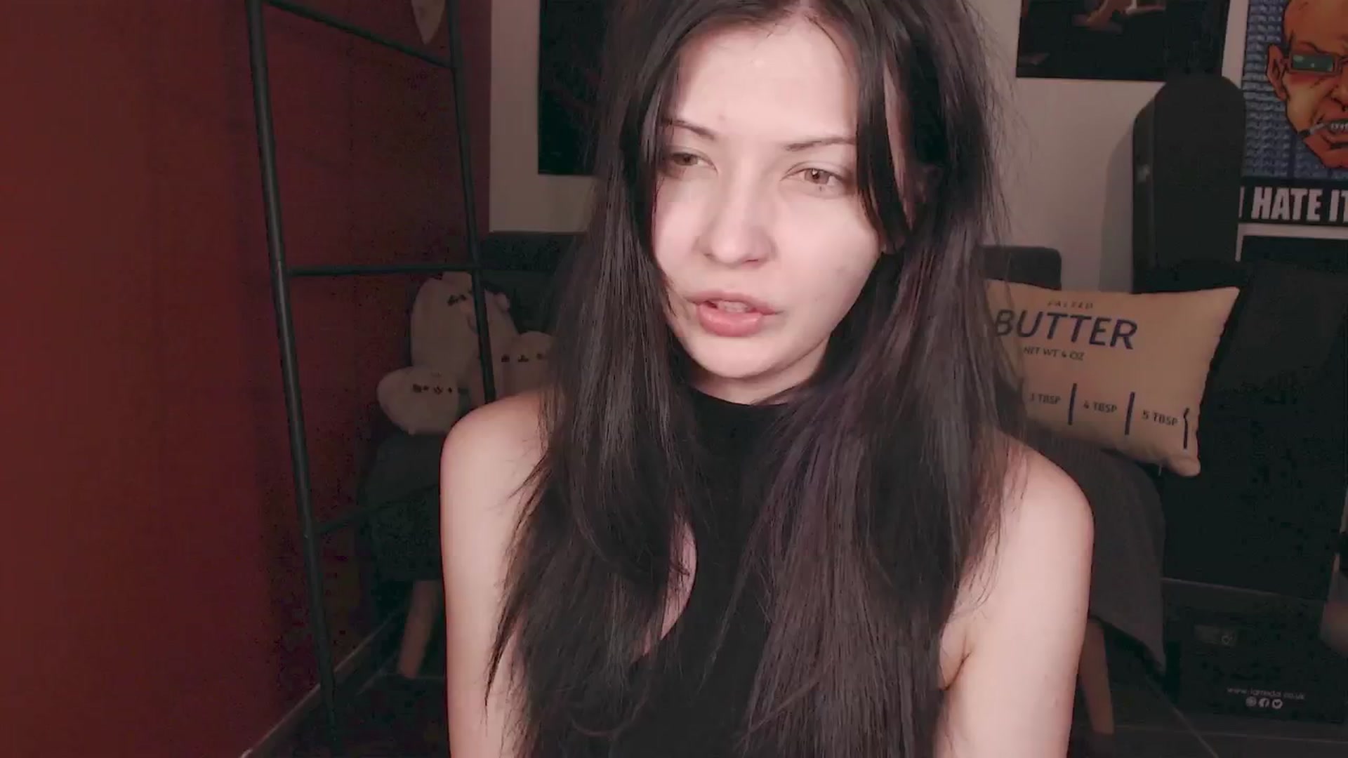 Gallery image thumbnail from roomroomroom's myfreecams stream on, 03/31/2025, 06:02 image 8 of 20