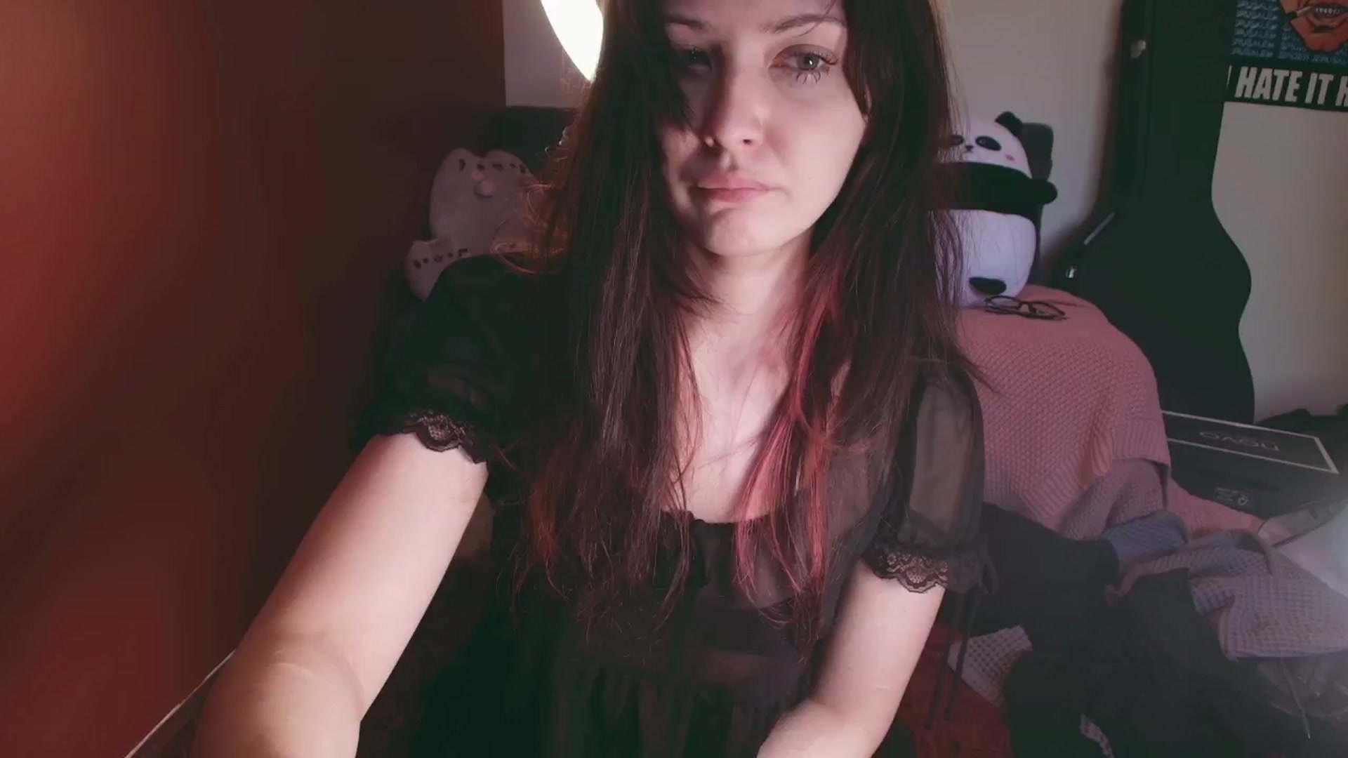 Gallery image thumbnail from roomt's myfreecams stream on, 03/09/2025, 03:00 image 18 of 20