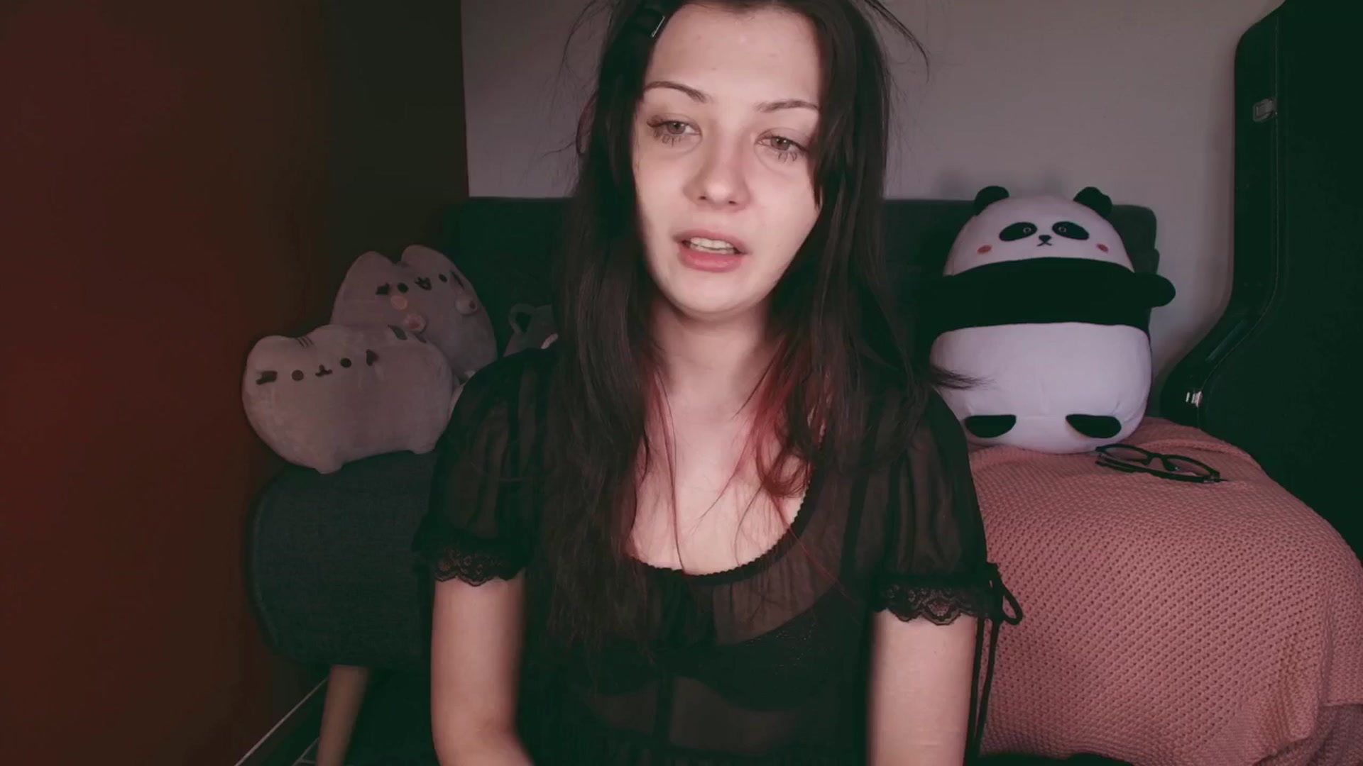 Gallery image thumbnail from roomt's myfreecams stream on, 03/09/2025, 03:00 image 2 of 20