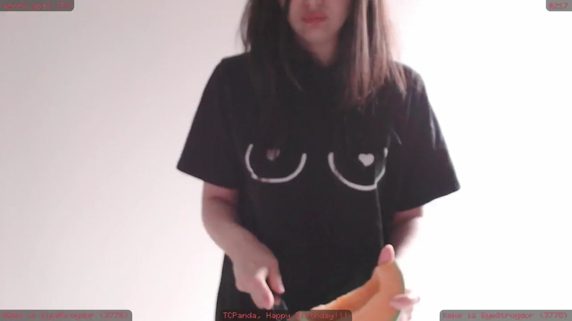 Gallery image thumbnail from roomto's myfreecams stream on, 02/08/2025, 06:29 image 11 of 20