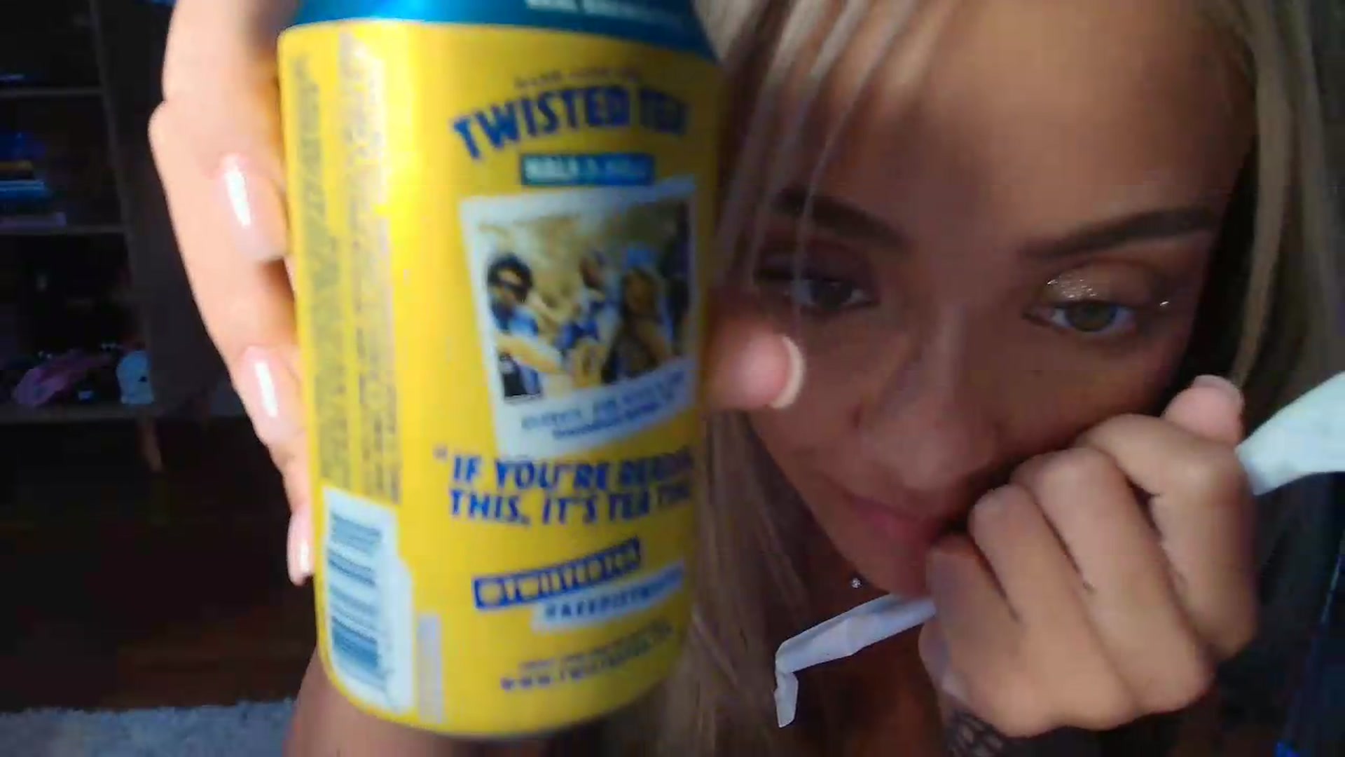 Gallery image thumbnail from rosiewestttt's myfreecams stream on, 08/01/2026, 07:50 image 14 of 20