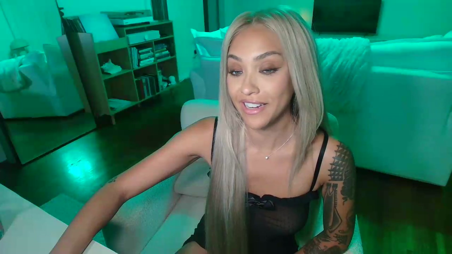 Gallery image thumbnail from rosiewestttt's myfreecams stream on, 08/02/2026, 07:40 image 10 of 20