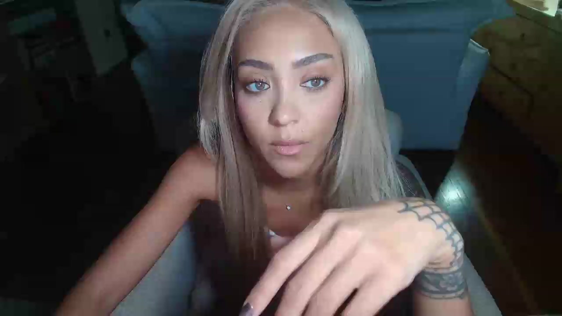 Gallery image thumbnail from rosiewestttt's myfreecams stream on, 08/14/2026, 06:14 image 14 of 20