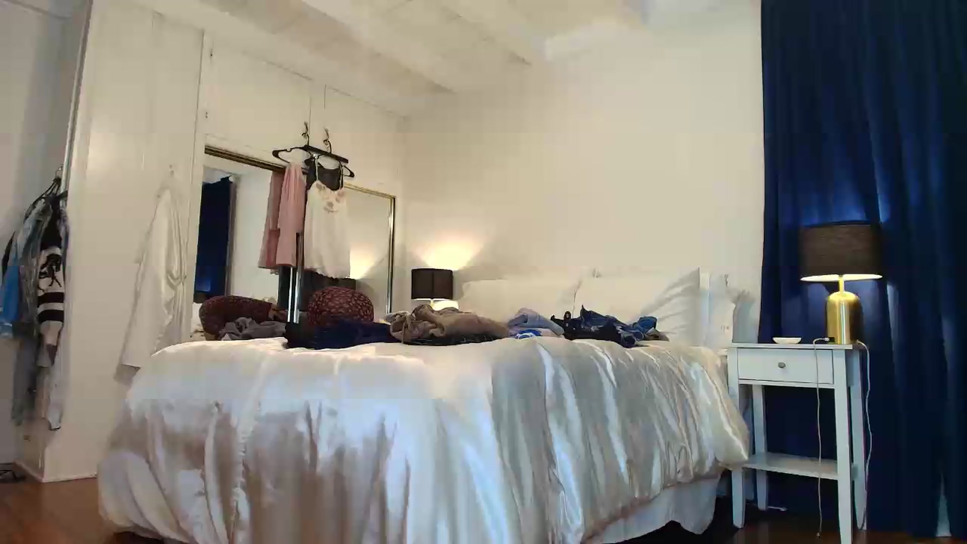 Gallery image thumbnail from rosiewestttt's myfreecams stream on, 09/04/2026, 03:51 image 1 of 20