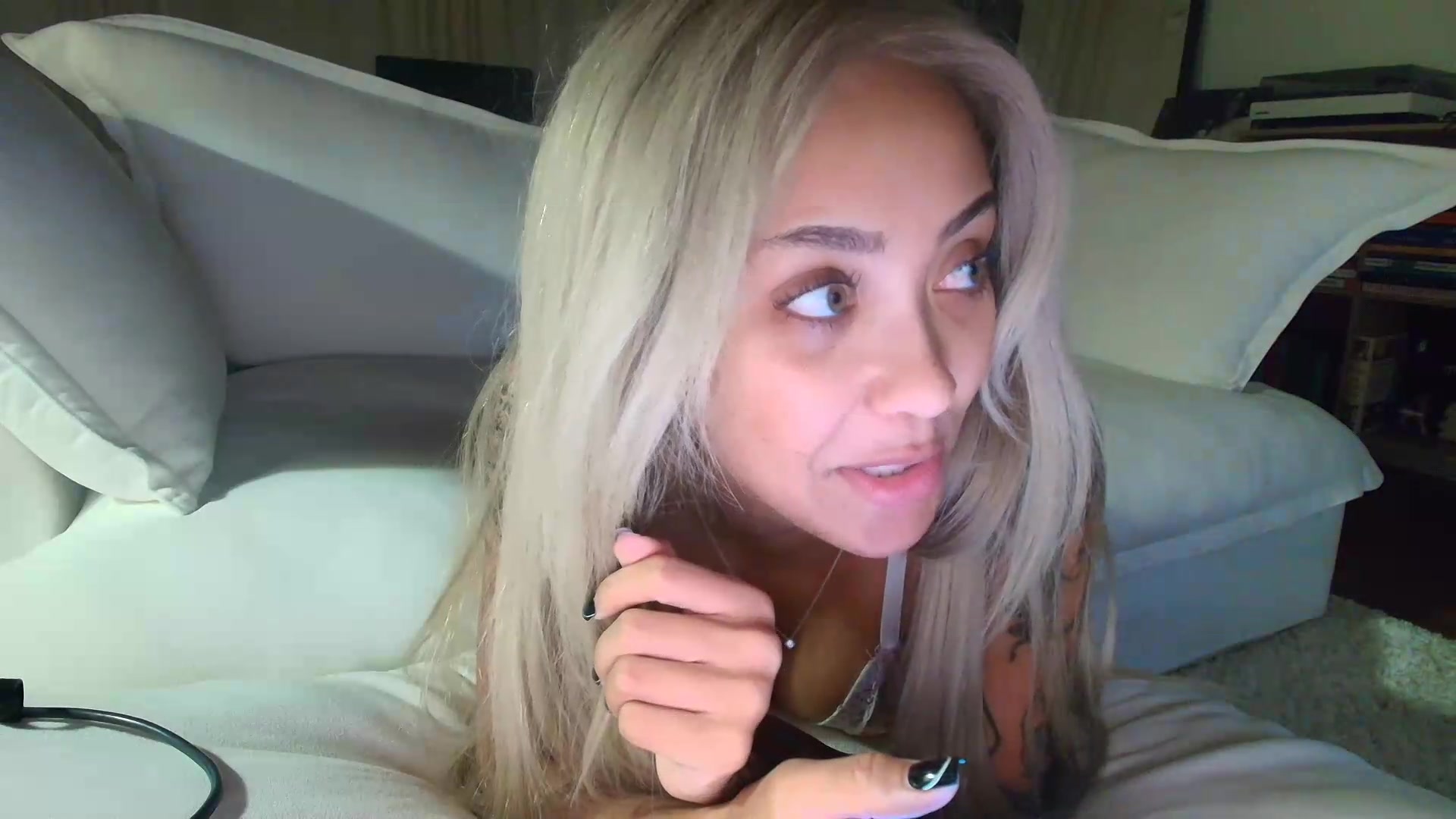 Gallery image thumbnail from rosiewestttt's myfreecams stream on, 09/10/2026, 06:00 image 20 of 20