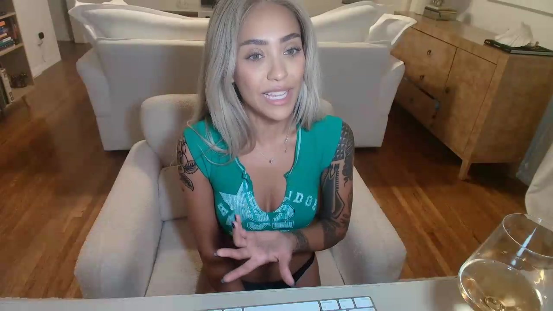 Gallery image thumbnail from rosiewestttt's myfreecams stream on, 09/11/2026, 07:26 image 10 of 20