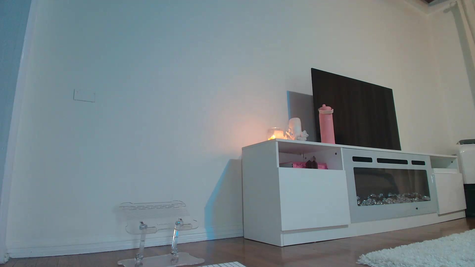 Gallery image thumbnail from rosiewestttt's myfreecams stream on, 09/13/2026, 10:41 image 12 of 20