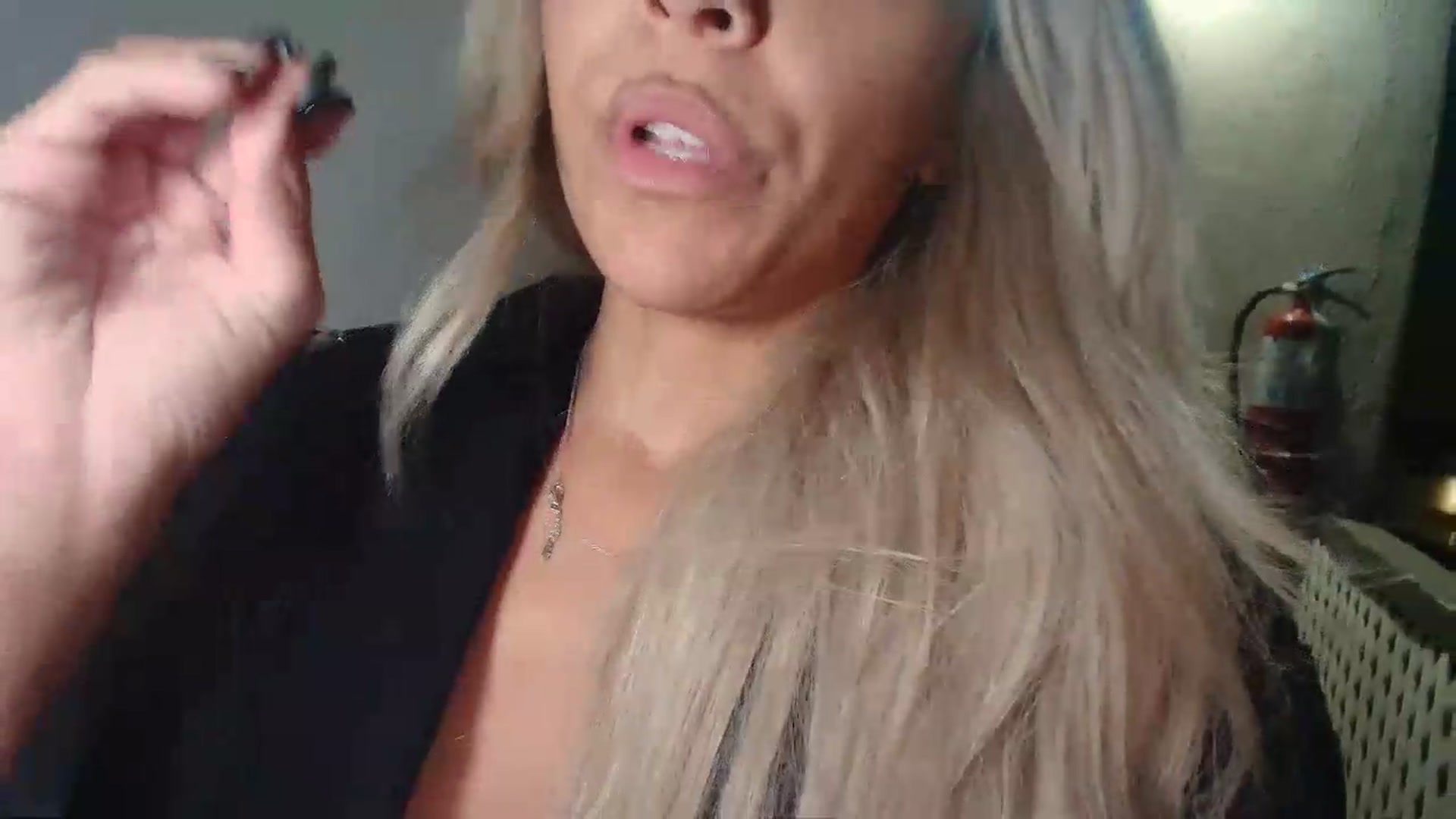 Gallery image thumbnail from rosiewestttt's myfreecams stream on, 09/13/2026, 10:41 image 7 of 20