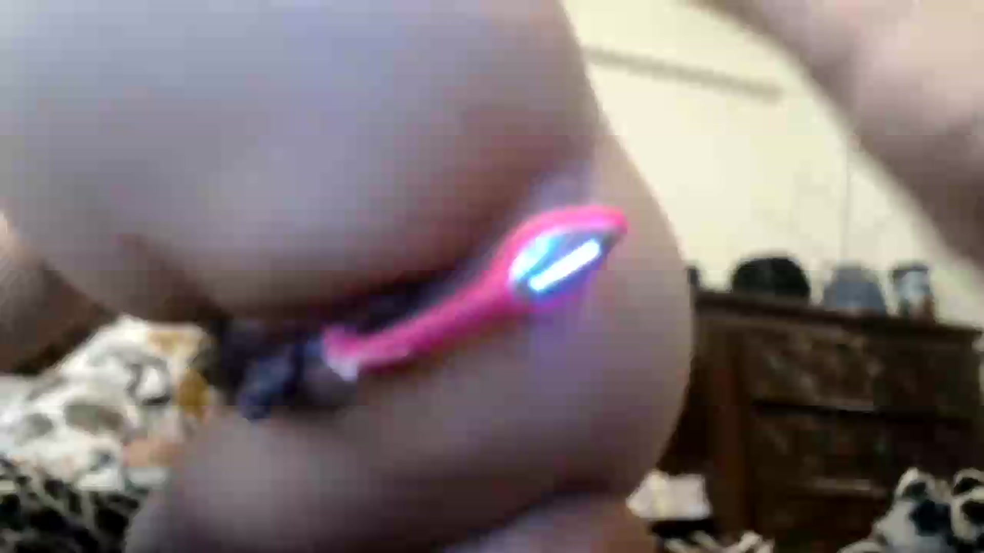 Gallery image thumbnail from rowzhannna's myfreecams stream on, 08/25/2026, 08:50 image 1 of 20