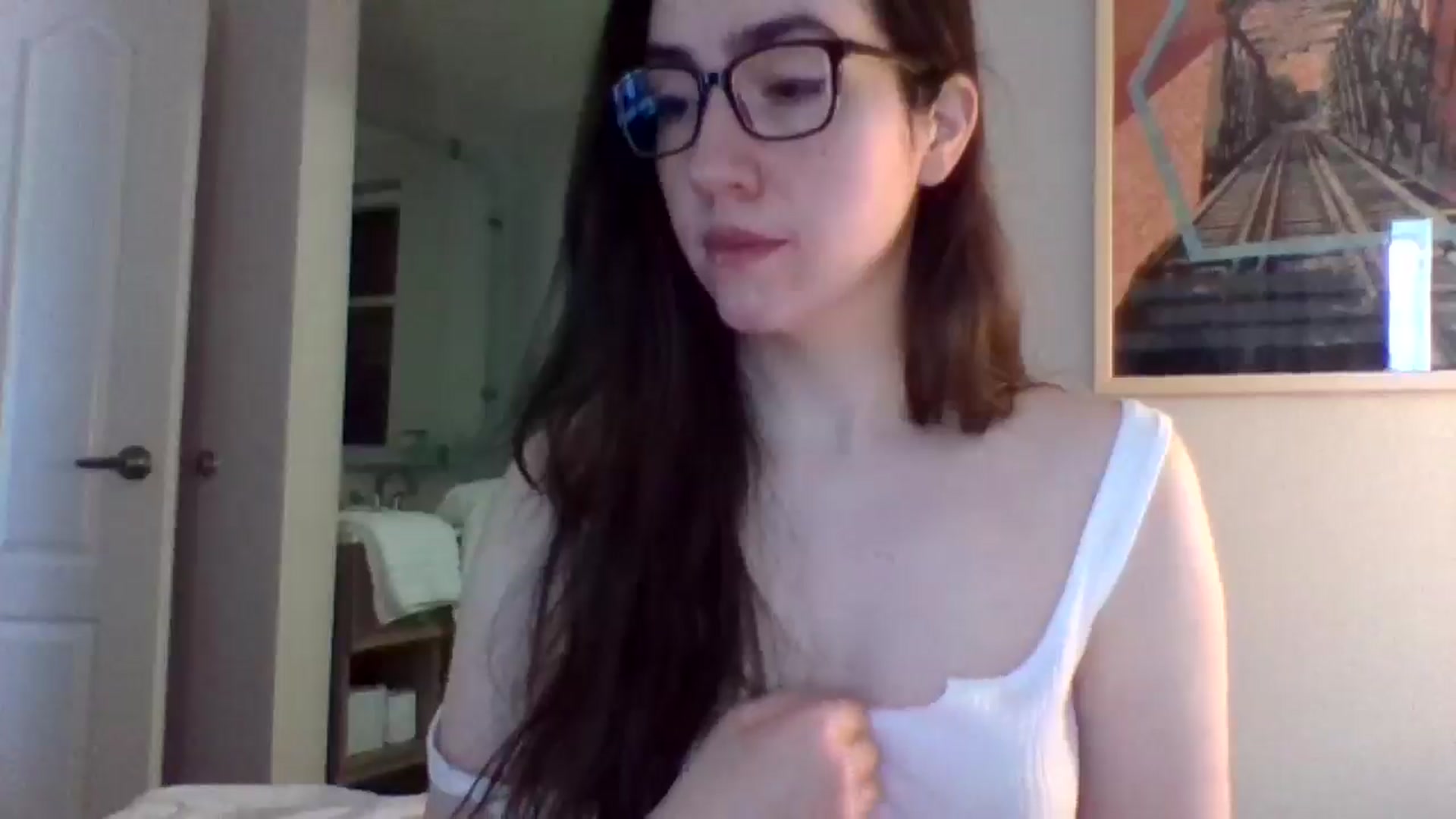 Gallery image thumbnail from roza44's myfreecams stream on, 03/08/2026, 13:33 image 17 of 20