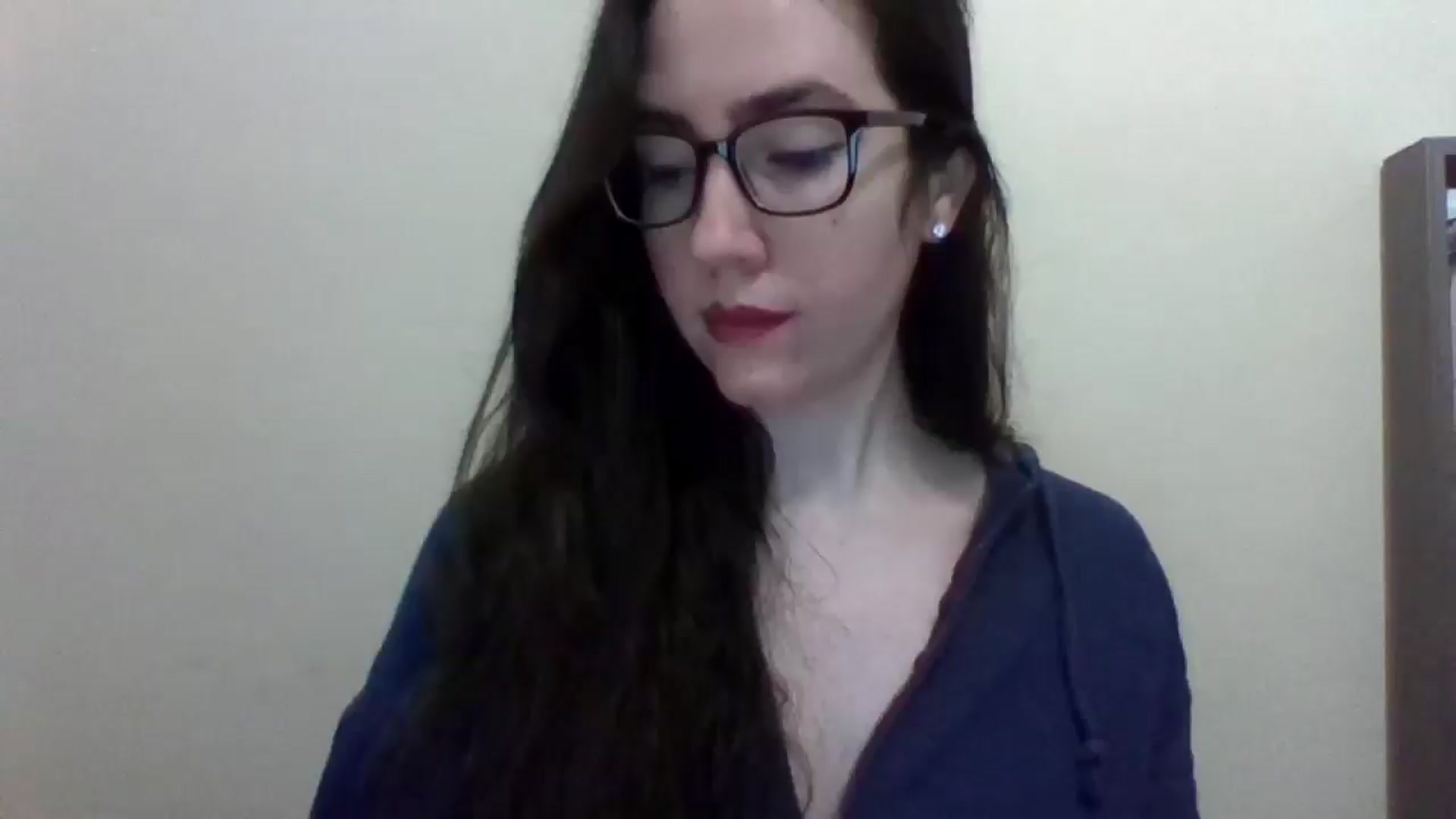 Gallery image thumbnail from roza44's myfreecams stream on, 03/23/2026, 12:37 image 10 of 20