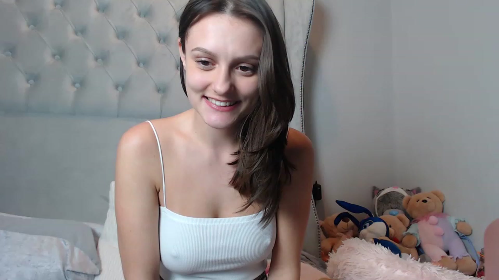 Gallery image thumbnail from ruby_oharax's myfreecams stream on, 11/28/2022, 24:16 image 10 of 20
