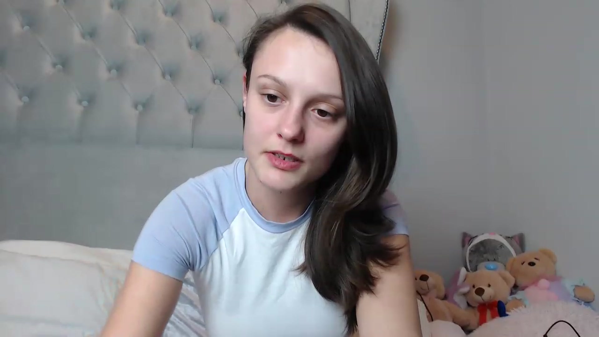 Gallery image thumbnail from ruby_oharax's myfreecams stream on, 12/19/2022, 14:54 image 15 of 20