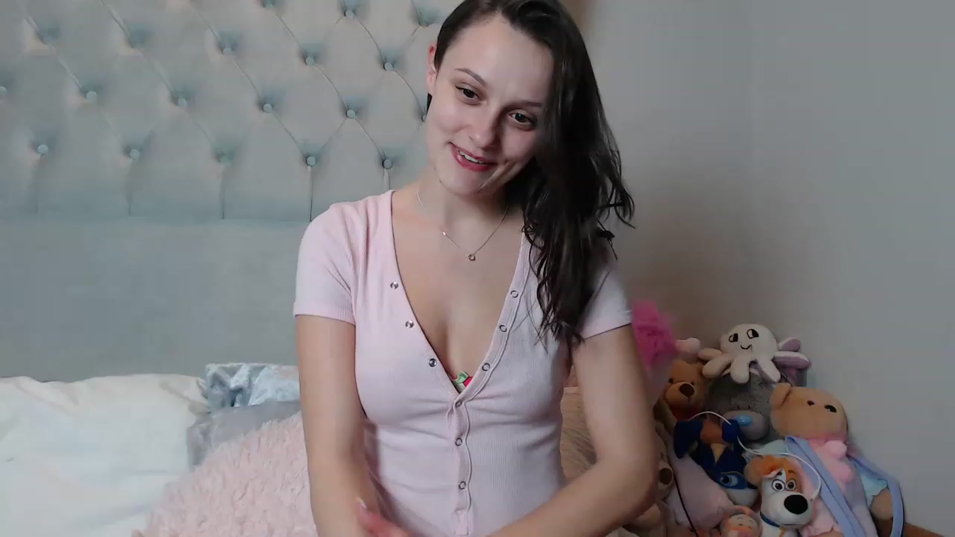 Gallery image thumbnail from ruby_oharax's myfreecams stream on, 12/27/2022, 21:57 image 10 of 20