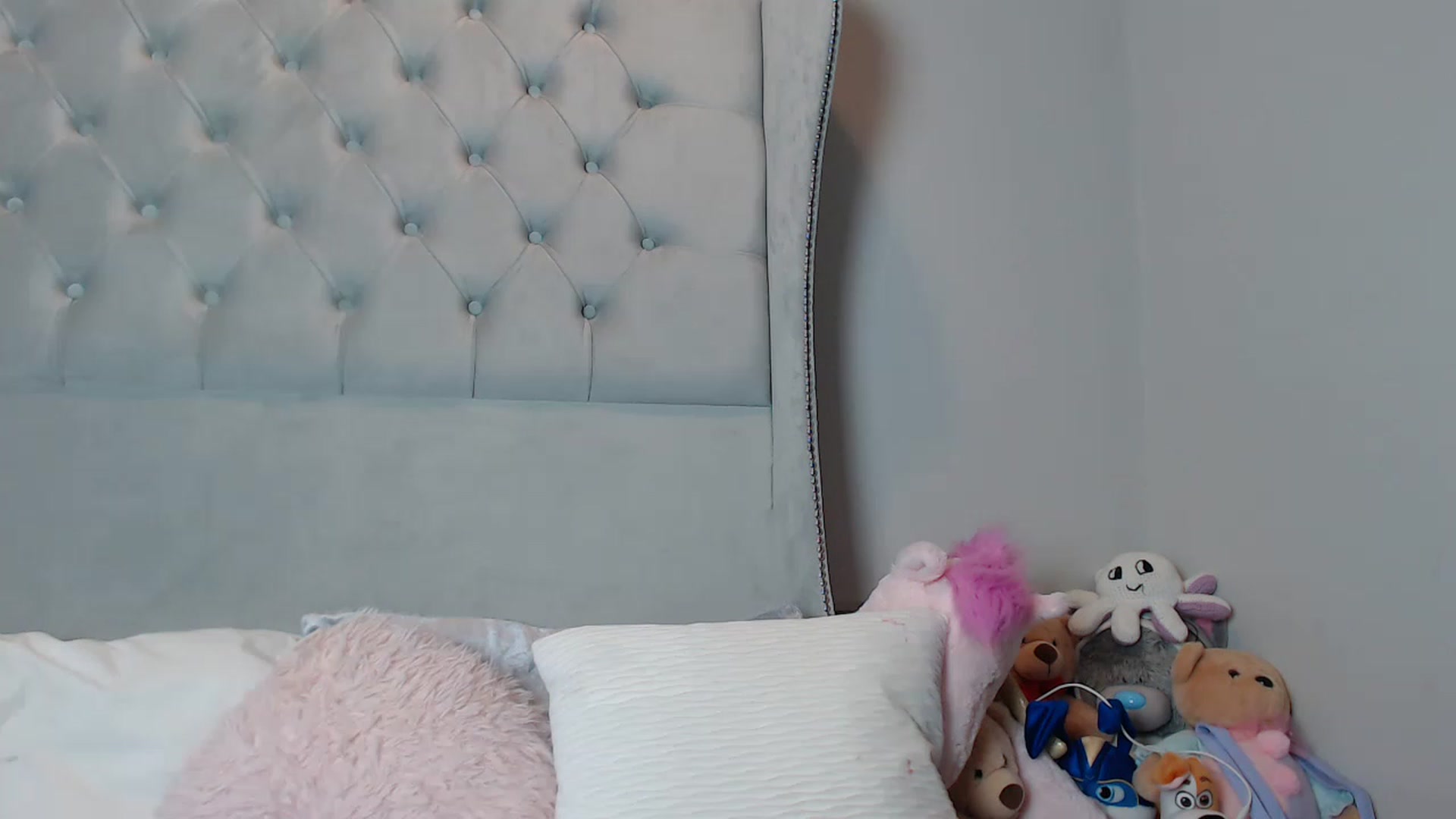 Gallery image thumbnail from ruby_oharax's myfreecams stream on, 12/27/2022, 21:57 image 3 of 20
