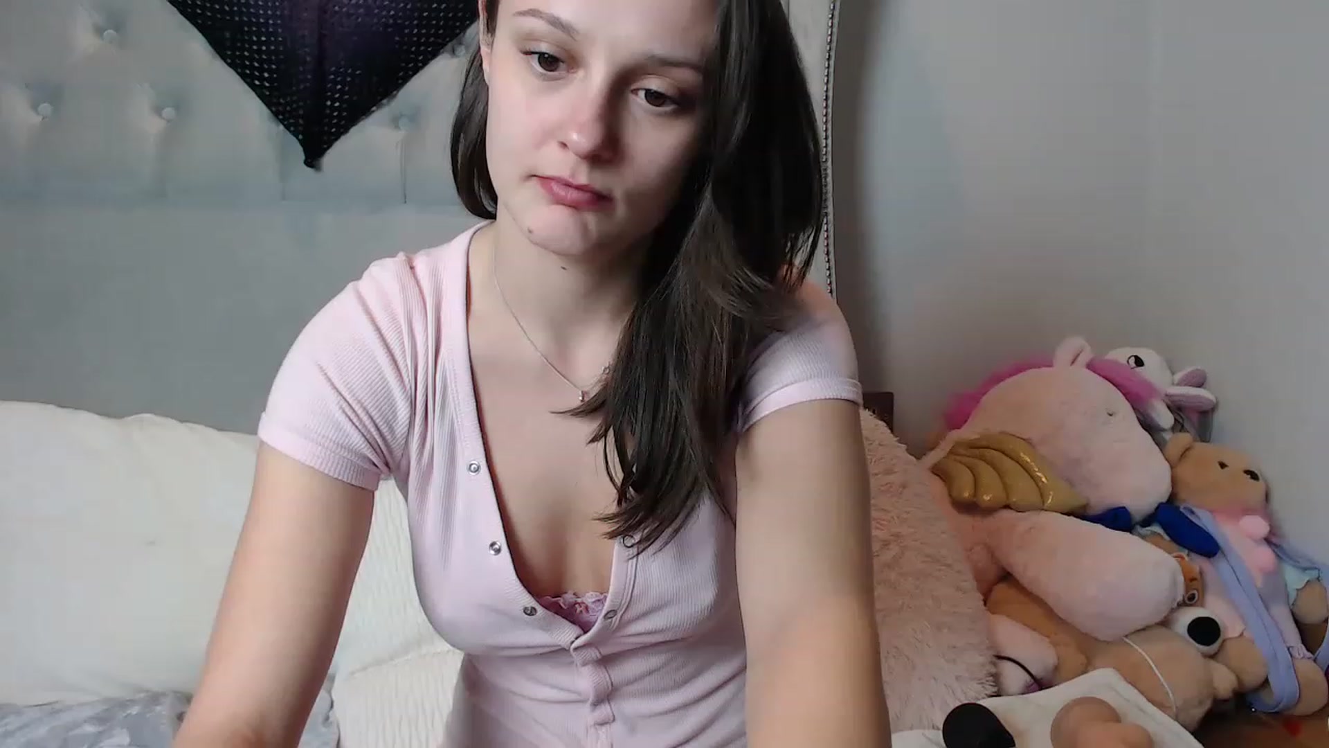 Gallery image thumbnail from ruby_oharax's myfreecams stream on, 12/29/2022, 21:32 image 8 of 20