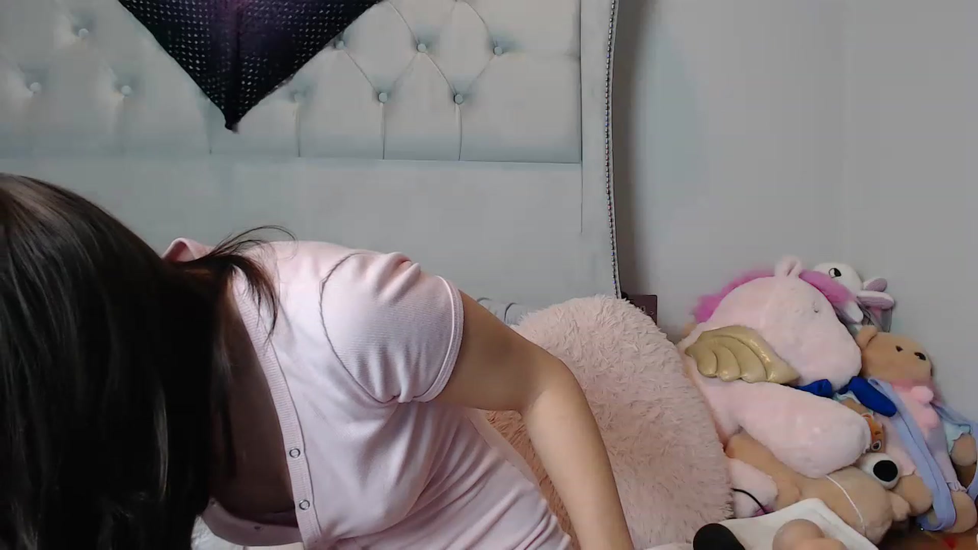 Gallery image thumbnail from ruby_oharax's myfreecams stream on, 12/29/2022, 21:32 image 11 of 20