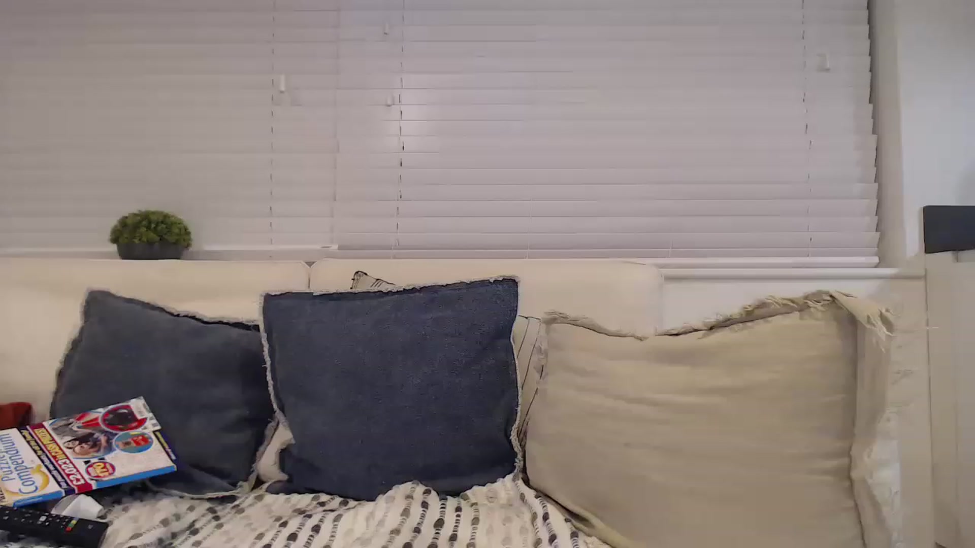 Gallery image thumbnail from ruby_oharax's myfreecams stream on, 01/12/2023, 22:56 image 4 of 20