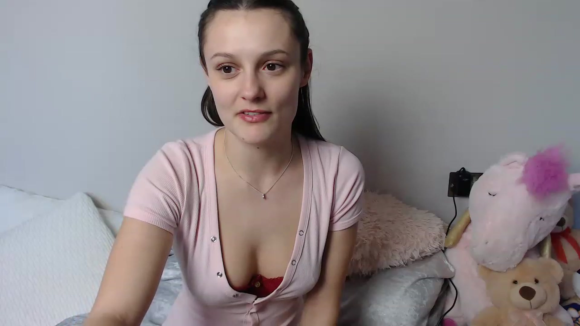 Gallery image thumbnail from ruby_oharax's myfreecams stream on, 01/17/2023, 17:45 image 6 of 20