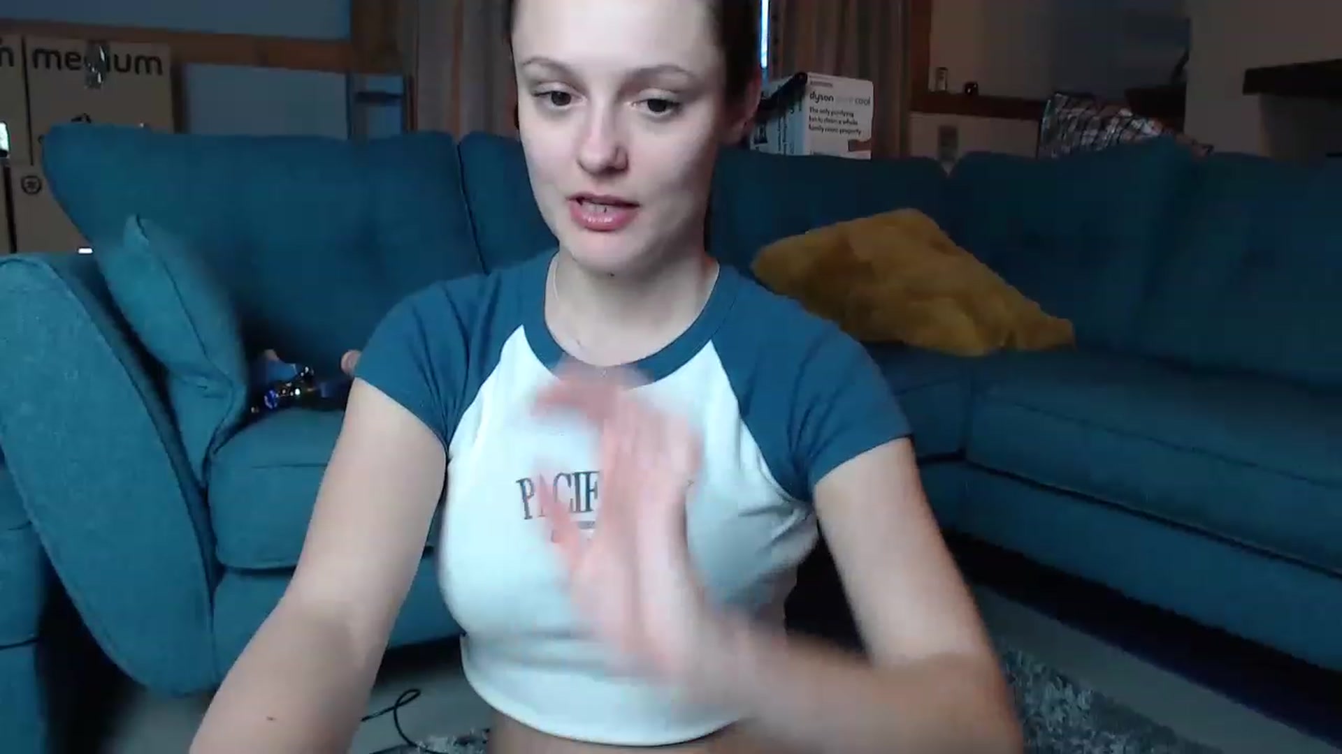Gallery image thumbnail from ruby_oharax's myfreecams stream on, 02/02/2023, 17:32 image 12 of 20