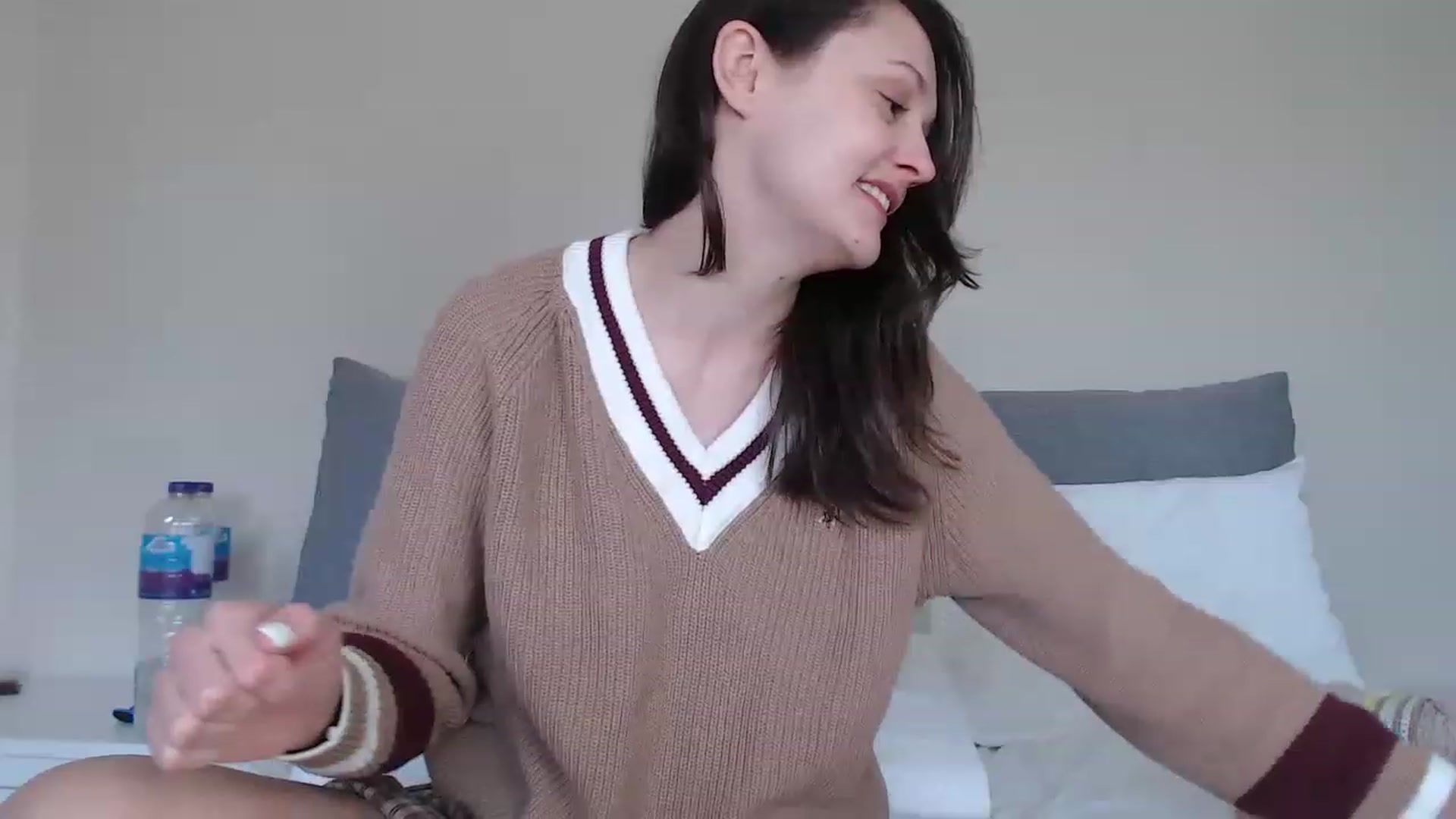 Gallery image thumbnail from ruby_oharax's myfreecams stream on, 02/20/2023, 13:51 image 12 of 20